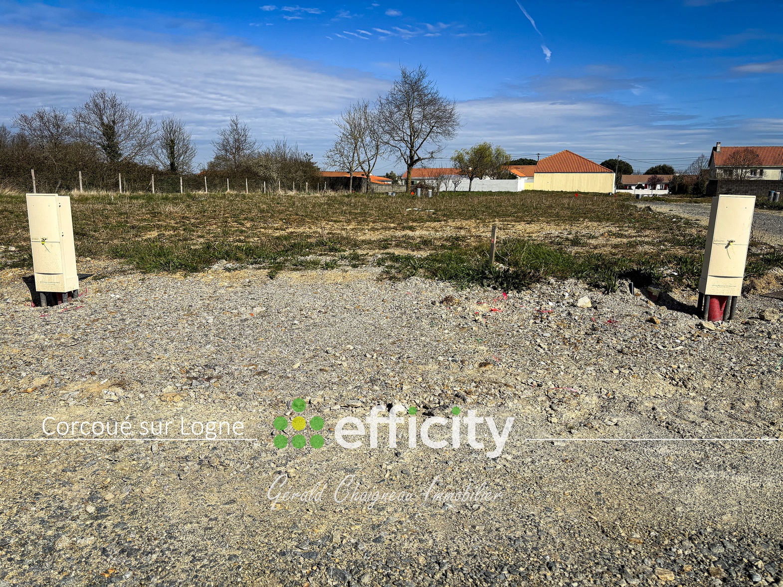 terrain  - 723m2 à Corcoué-sur-Logne (44650)