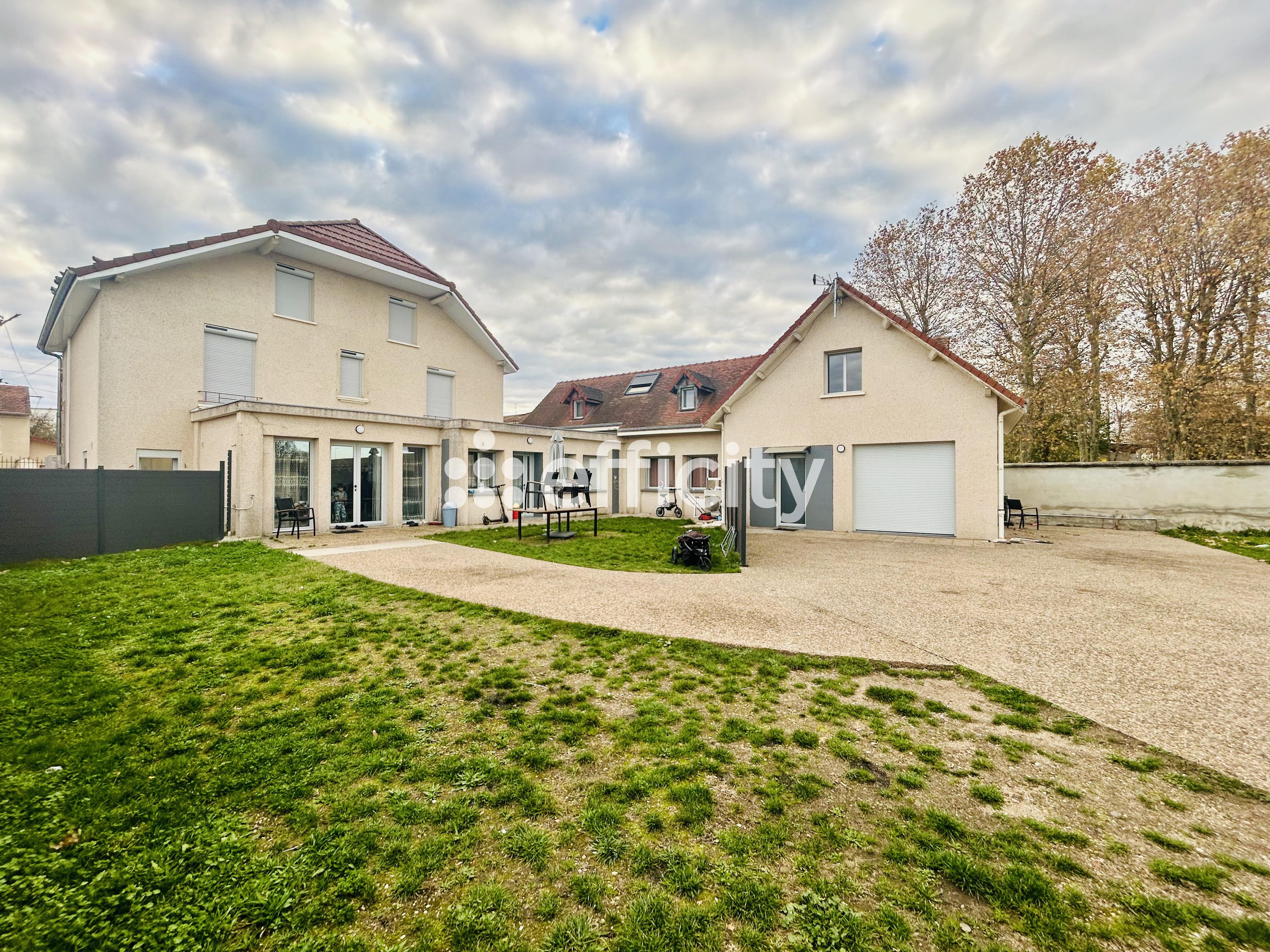 Achat immobilier Maison 6 pièces  160m2 à Roanne (42300) - Photo n°13