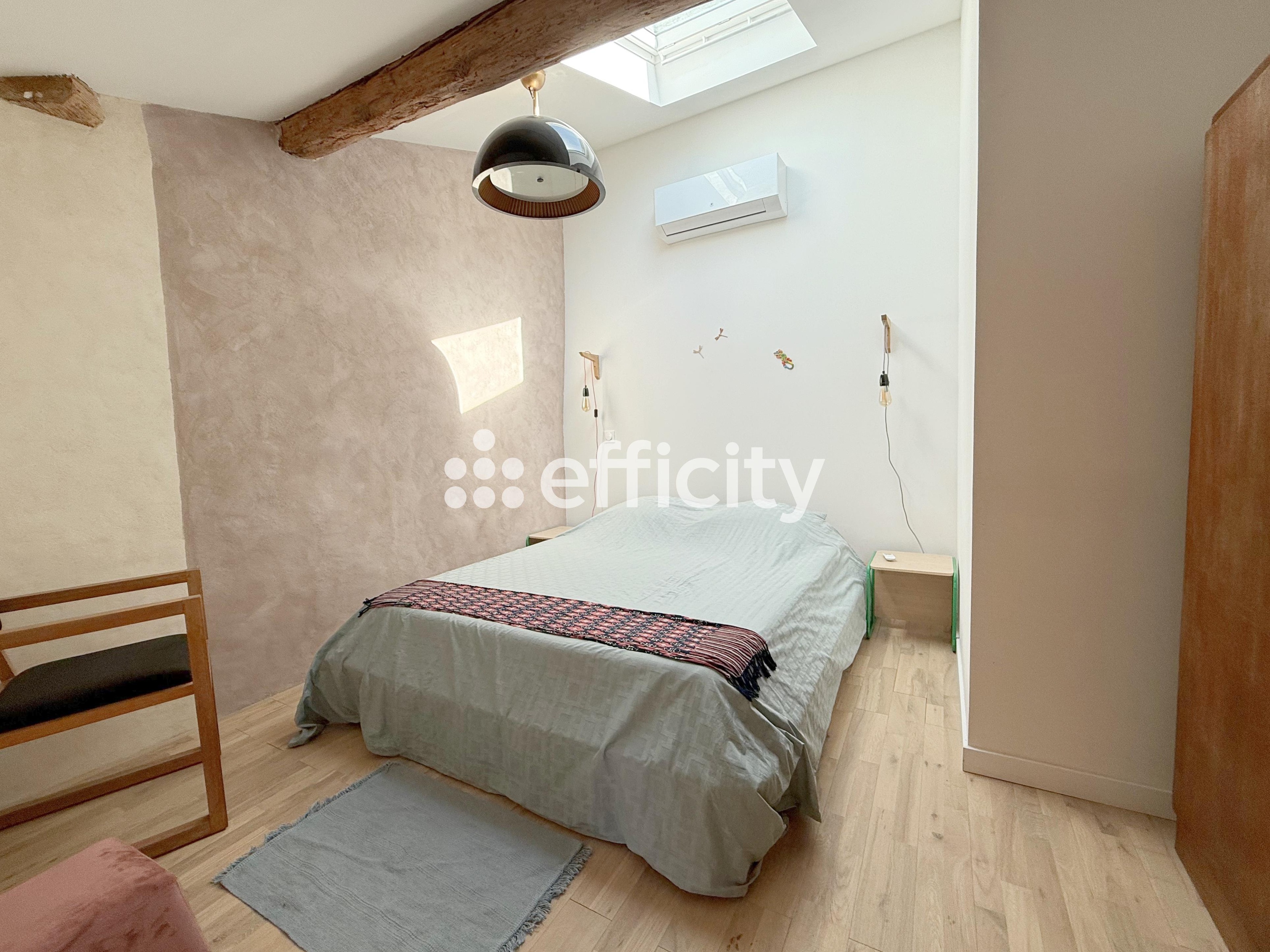 Achat immobilier Maison 10 pièces  207m2 à Entre-Vignes (34400) - Photo n°16