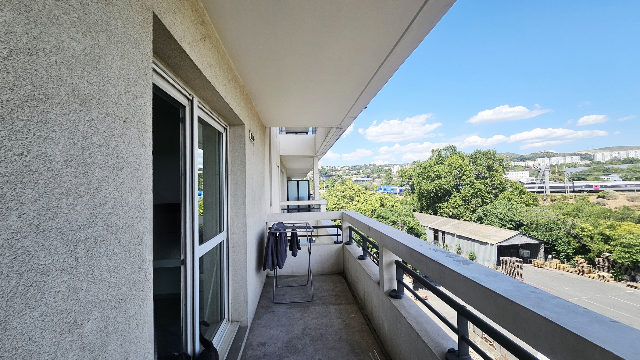 appartement 1 pièces - 35m2 à Marseille (13015)