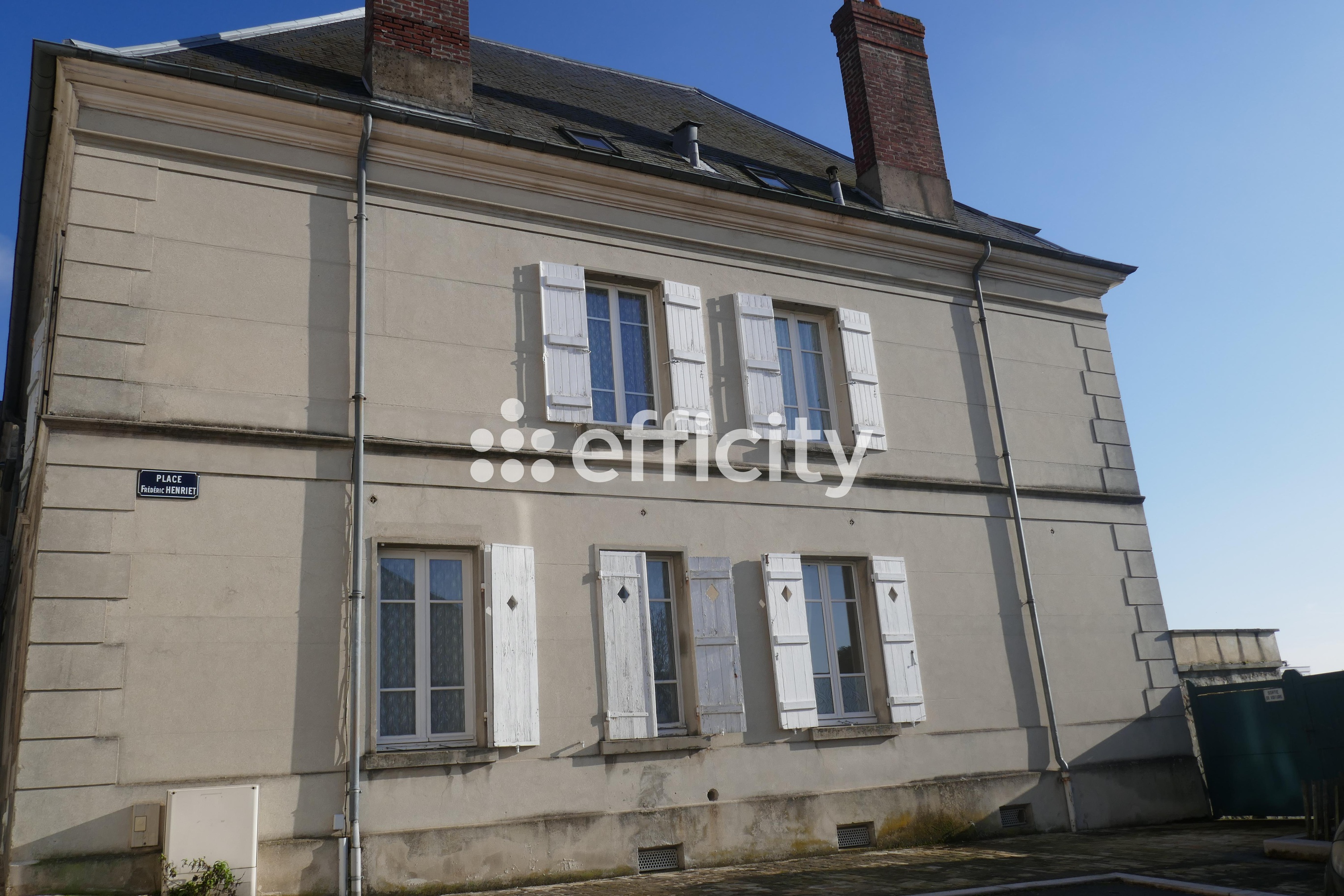 maison 11 pièces - 267m2 à Château-Thierry (02400)
