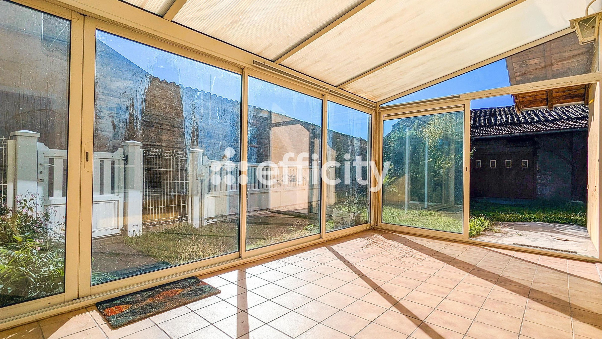 Achat immobilier Maison 6 pièces  153m2 à Pont-de-Vaux (01190) - Photo n°1