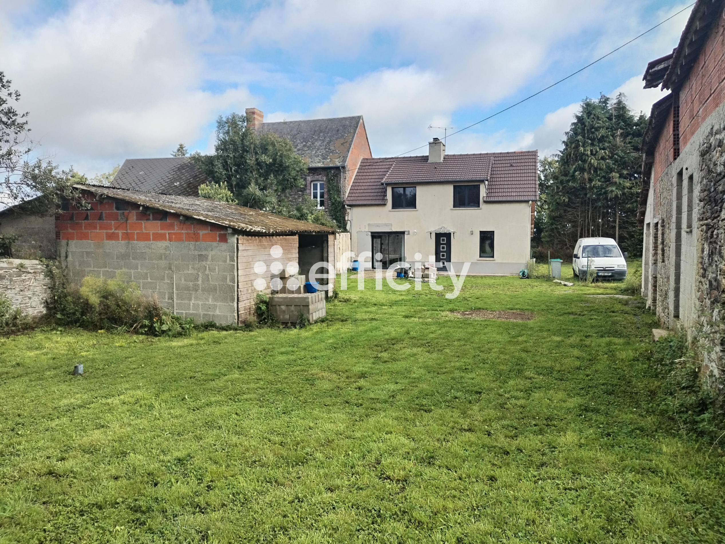 maison 4 pièces - 98m2 à Saint-Jean-d'Elle (50810)