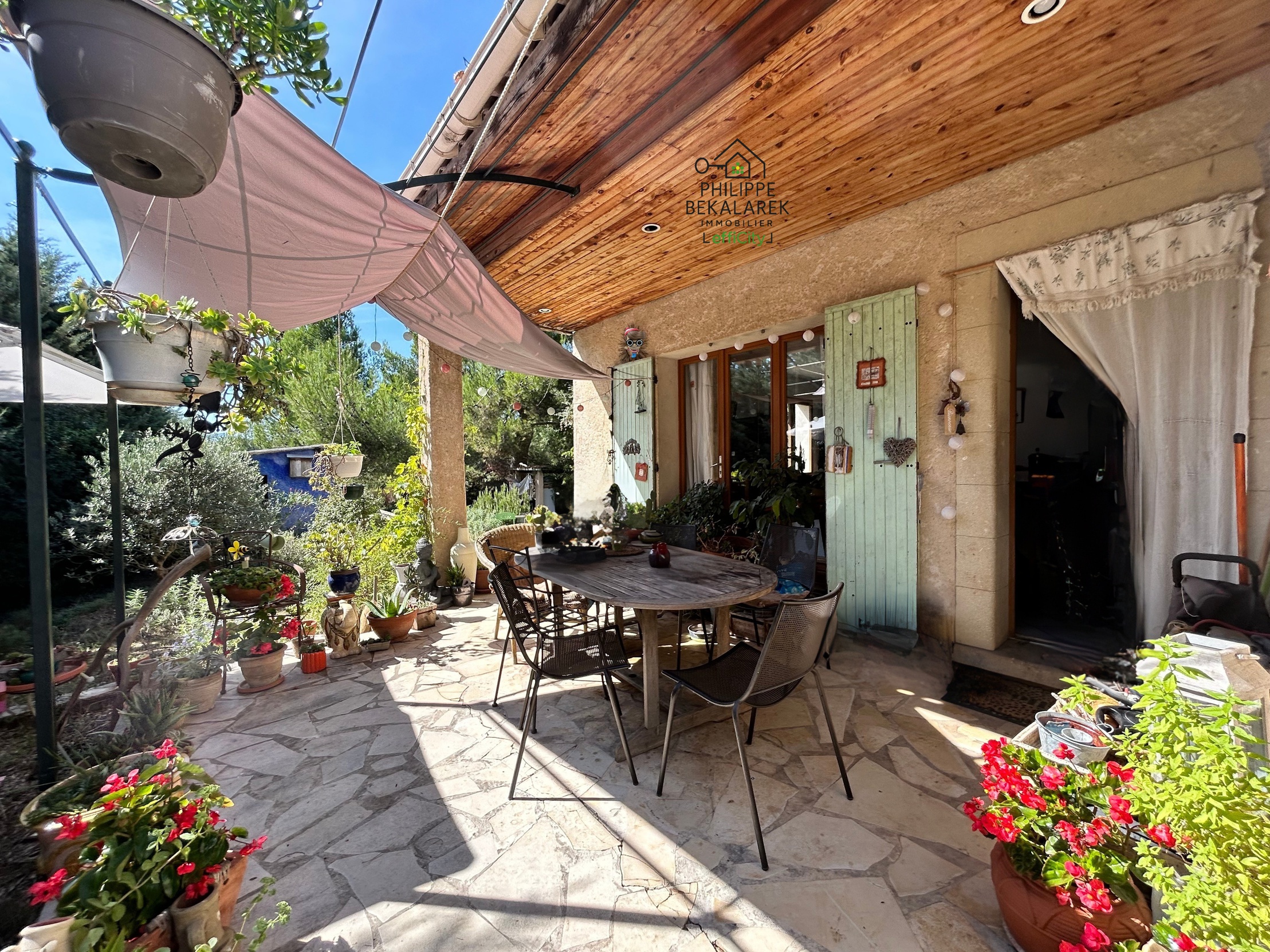 maison 9 pièces - 202m2 à Château-Arnoux-Saint-Auban (04160)