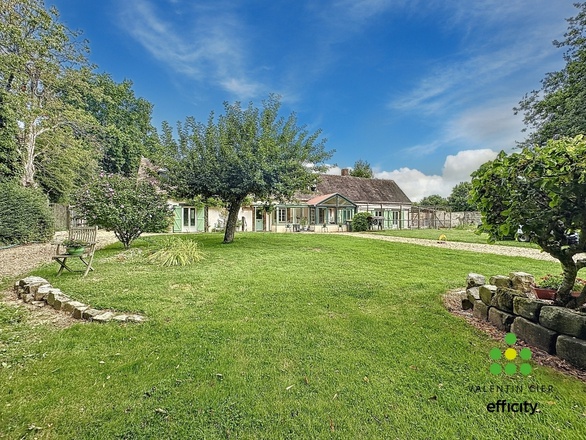 local commercial 9 pièces - 259m2 à Beaumont-les-Autels (28480)