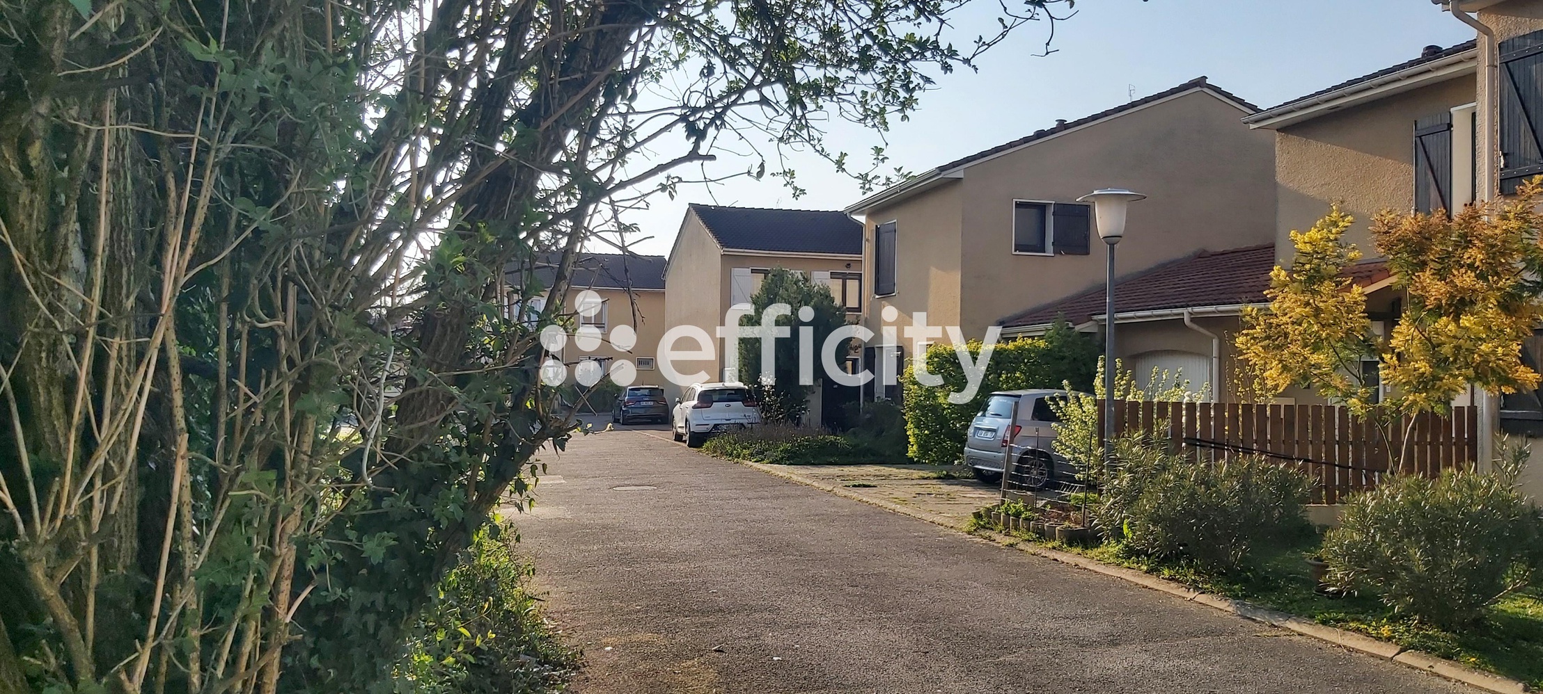 maison 4 pièces - 90m2 à Vaulx-en-Velin (69120)