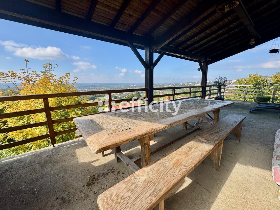 maison 7 pièces - 176m2 à Thiers (63300)