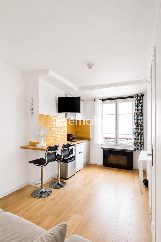 appartement 1 pièces - 15m2 à Paris (75008)