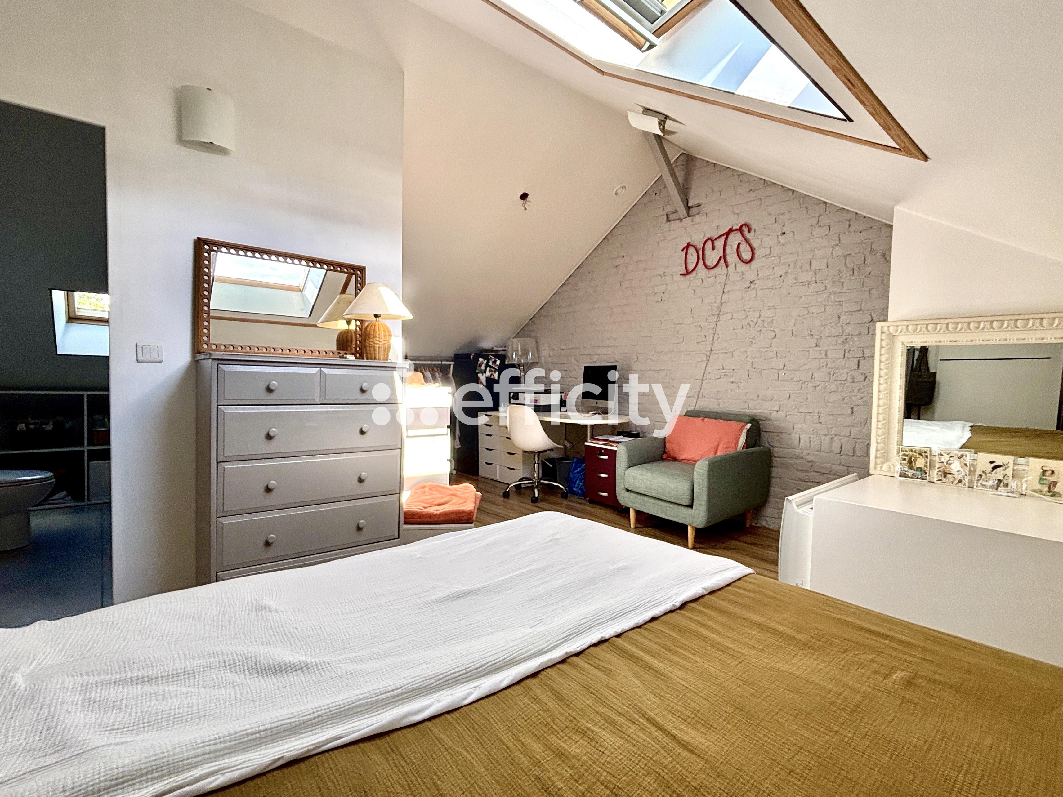 Achat immobilier Maison 7 pièces  137m2 à Lille (59800) - Photo n°11