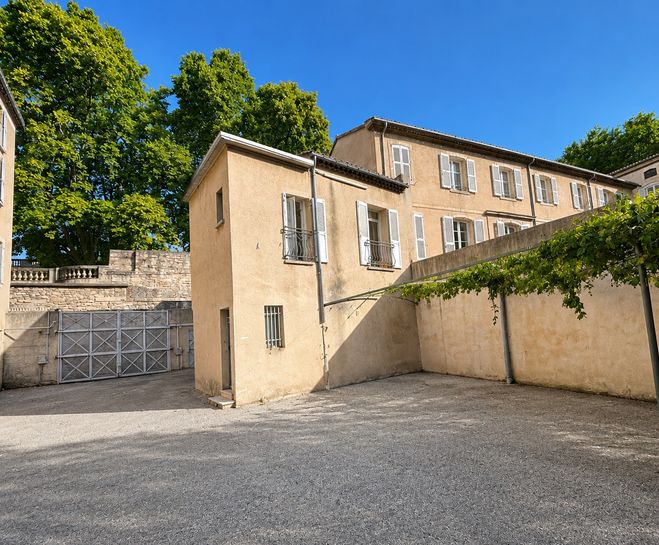 maison 4 pièces - 95m2 à Avignon (84000)