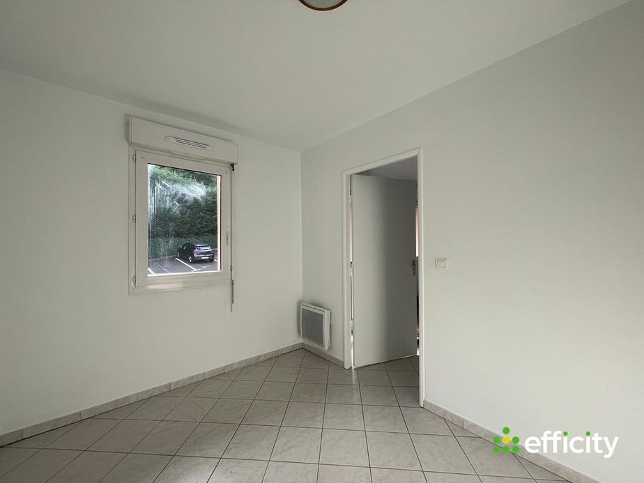 Achat immobilier Appartement 2 pièces  40m2 à Épernon (28230) - Photo n°7