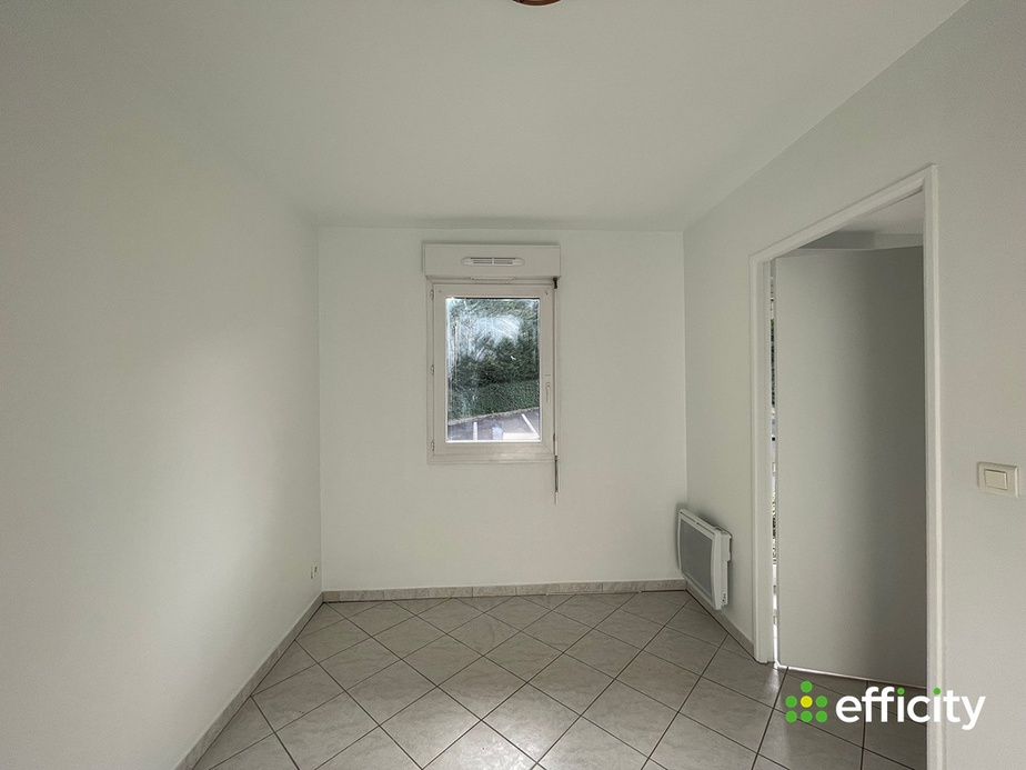Achat immobilier Appartement 2 pièces  40m2 à Épernon (28230) - Photo n°6