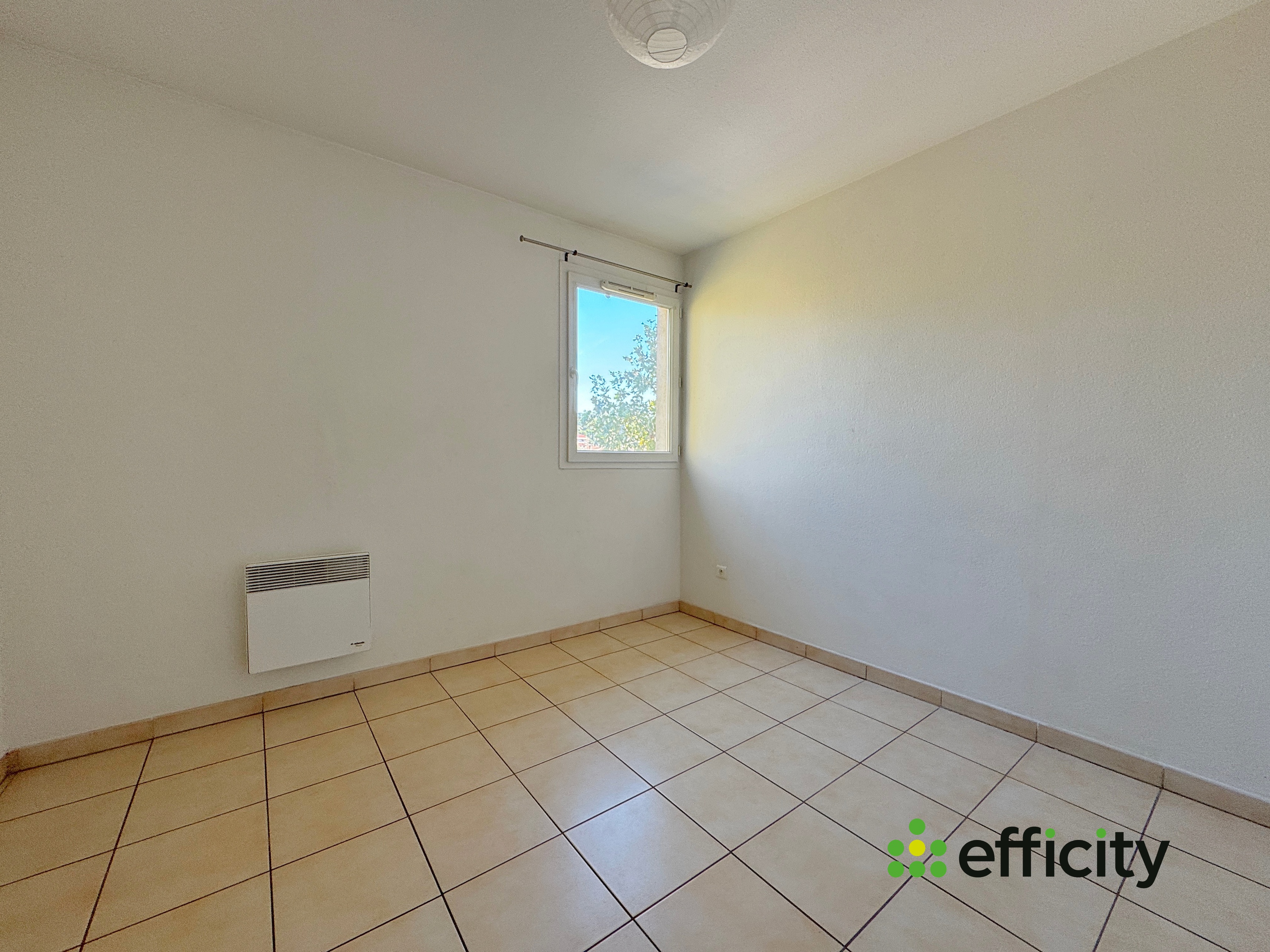 Achat immobilier Appartement 2 pièces  50m2 à Six-Fours-les-Plages (83140) - Photo n°5