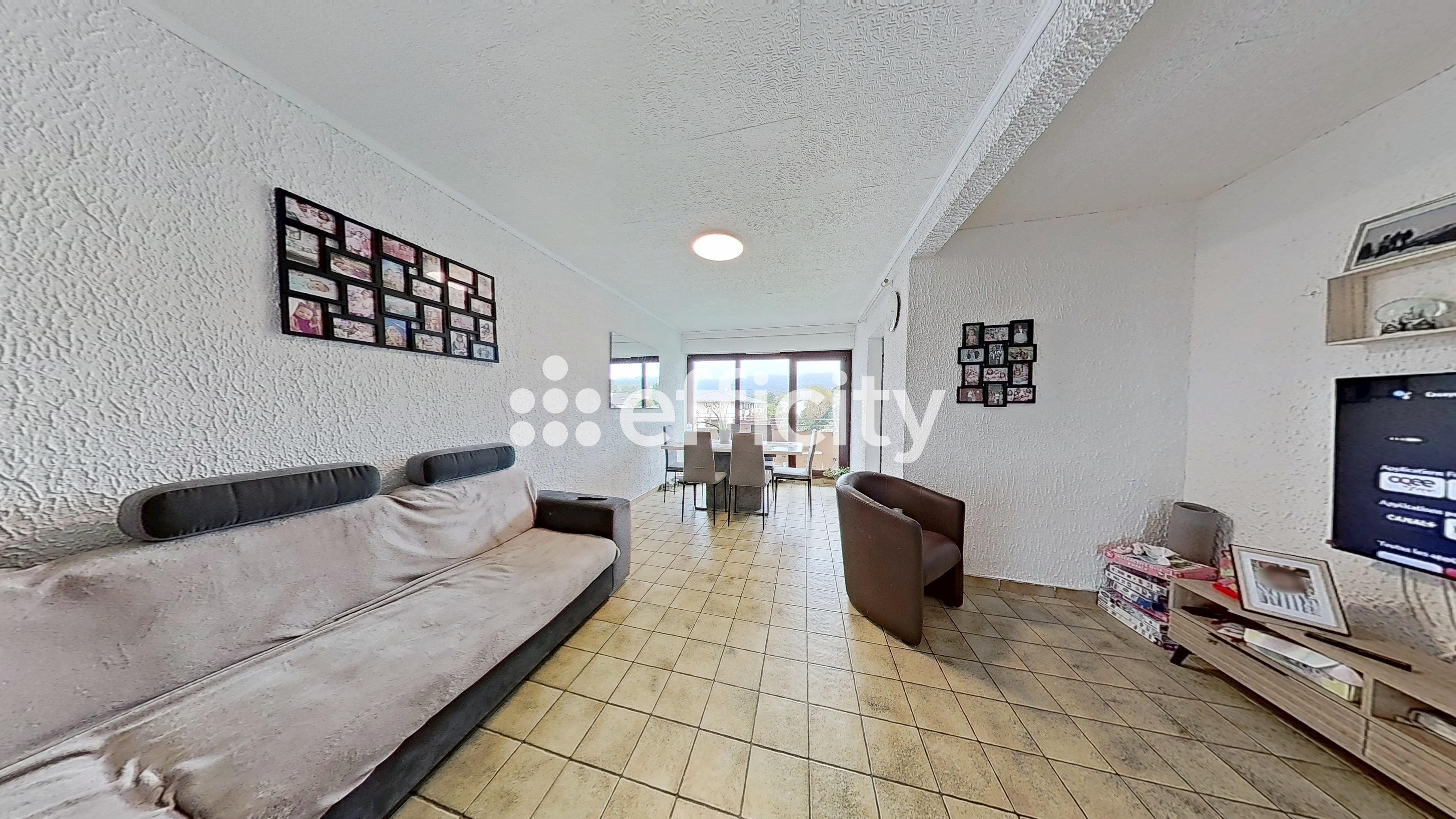 Achat immobilier Appartement 4 pièces  76m2 à La Roche-sur-Foron (74800) - Photo n°6