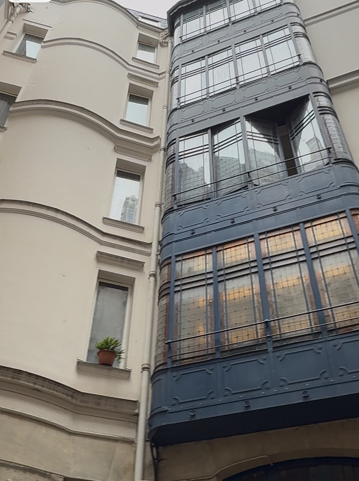 appartement 2 pièces - 32m2 à Paris (75010)