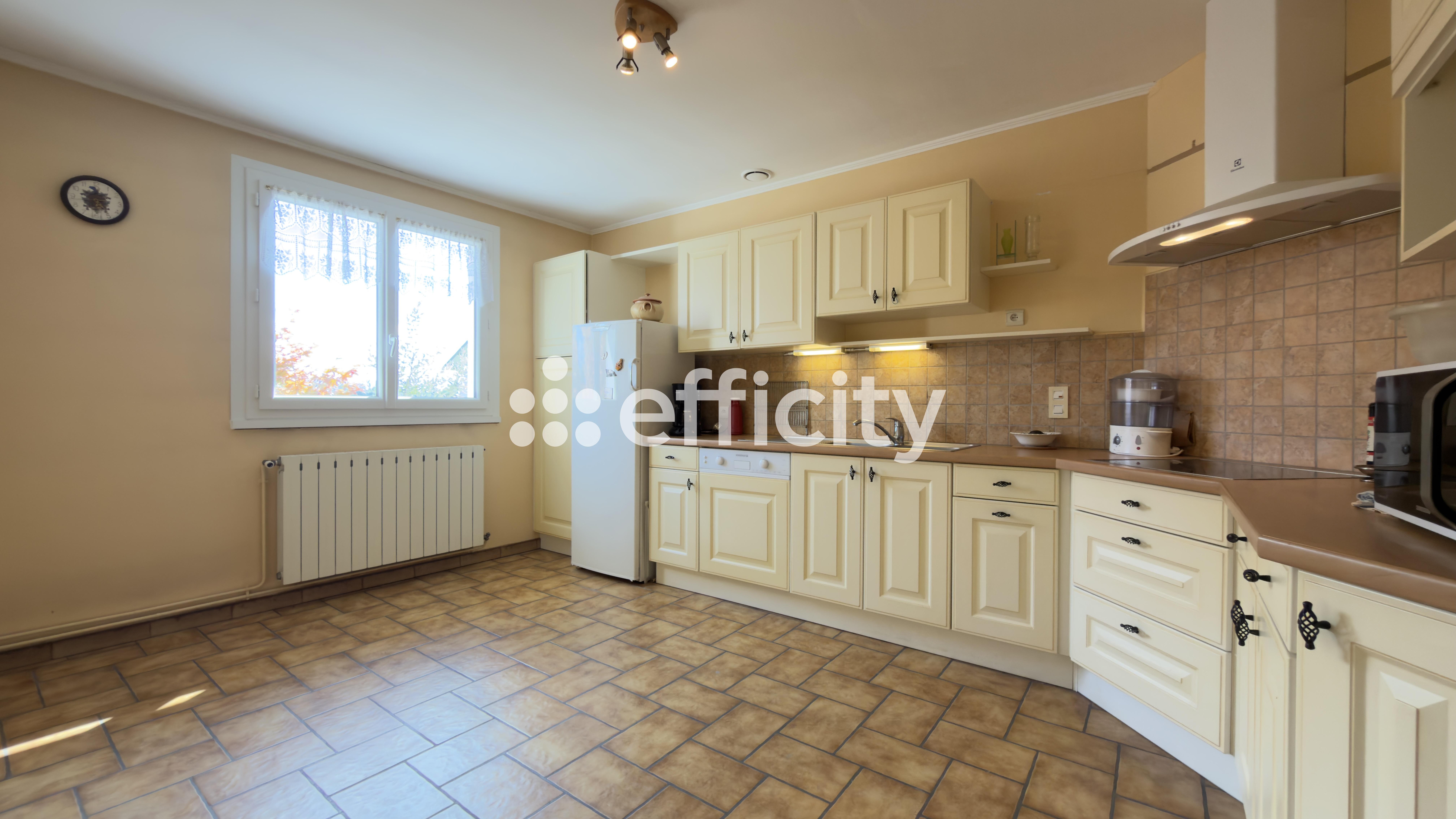 Achat immobilier Maison 6 pièces  145m2 à Beaurepaire (38270) - Photo n°9