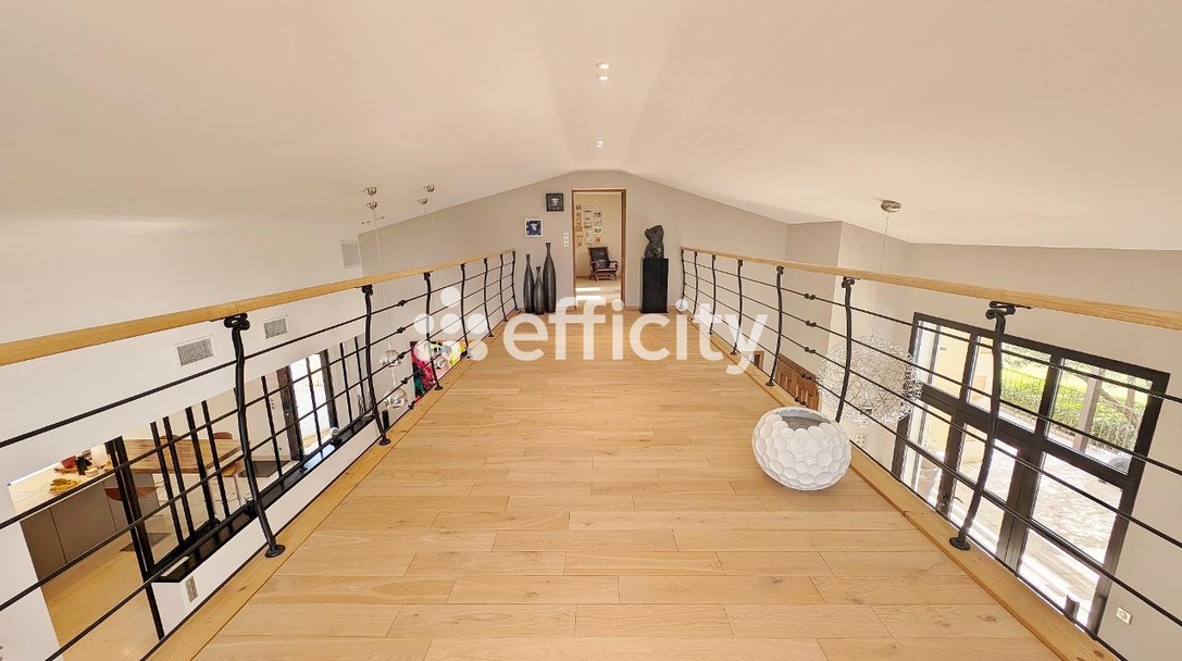 Achat immobilier Maison 7 pièces  300m2 à Châteaurenard (13160) - Photo n°10