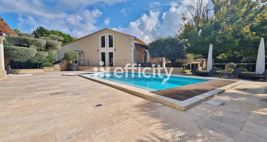 Achat immobilier Maison 7 pièces  300m2 à Châteaurenard (13160) - Photo n°8