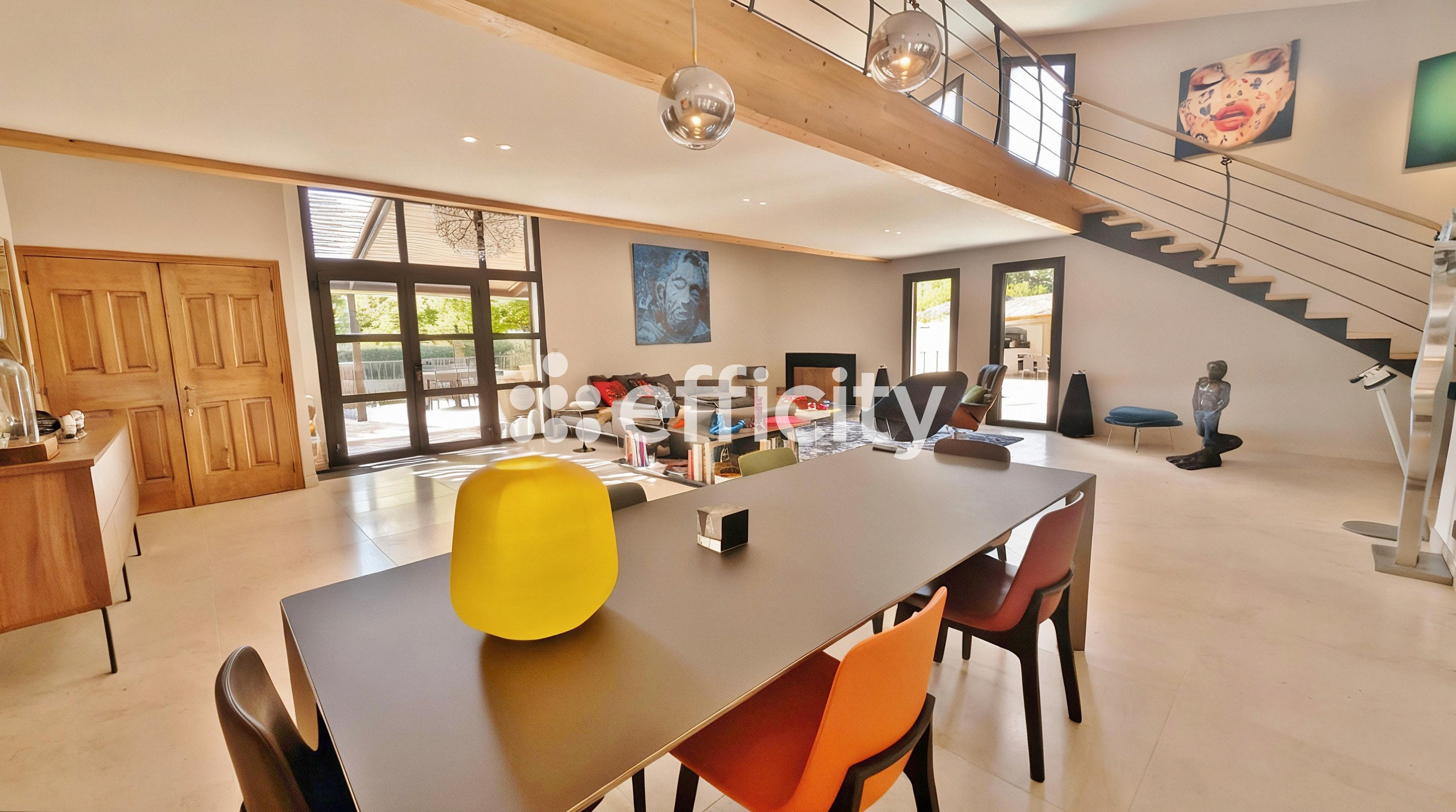 Achat immobilier Maison 7 pièces  300m2 à Châteaurenard (13160) - Photo n°4