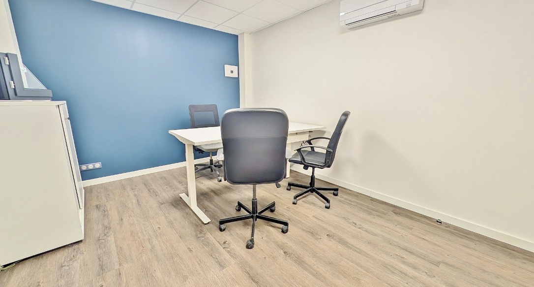 Achat immobilier Bureau 7 pièces  240m2 à Les Angles (30133) - Photo n°5