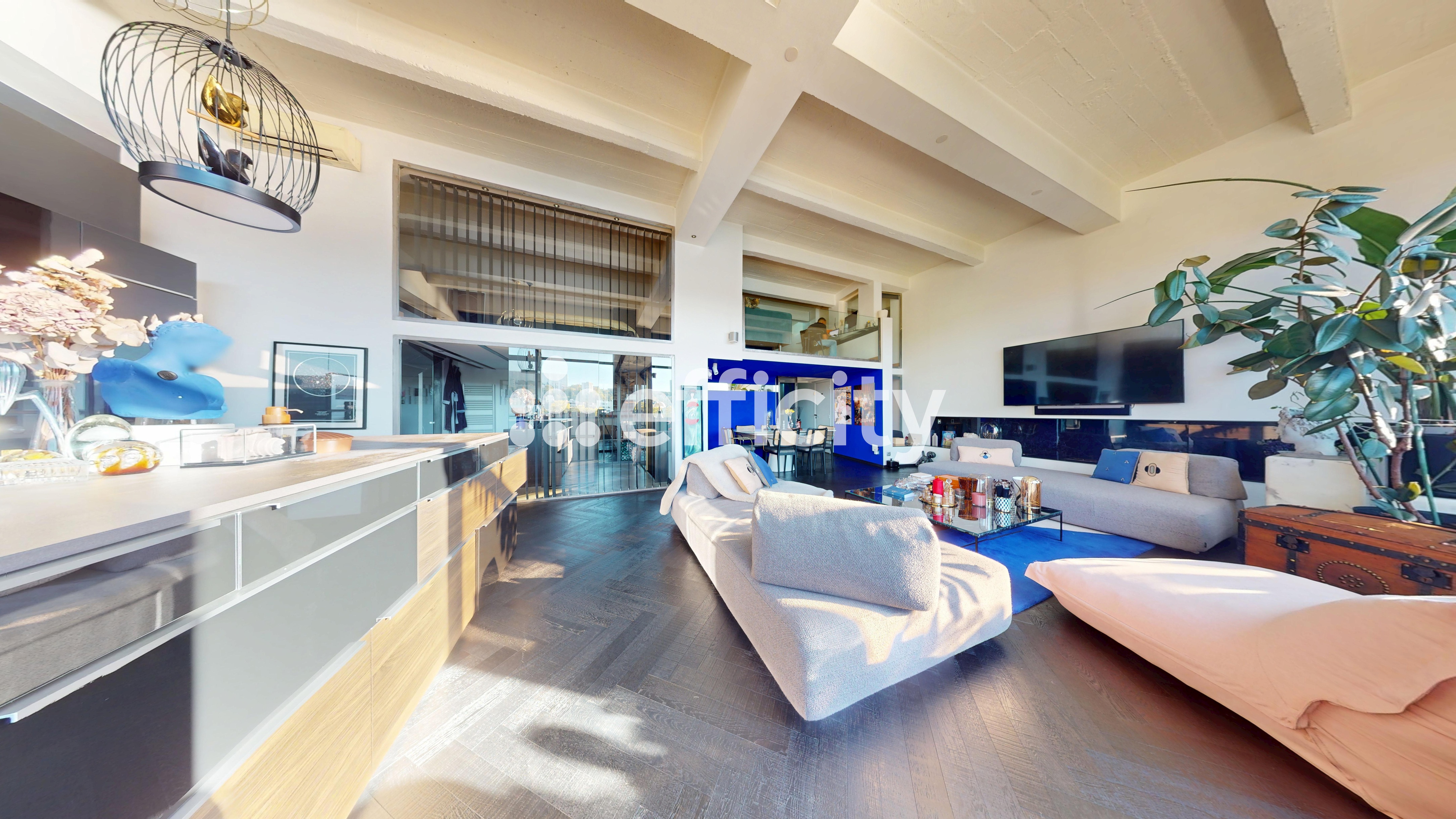 loft 4 pièces - 149m2 à Lyon (69004)