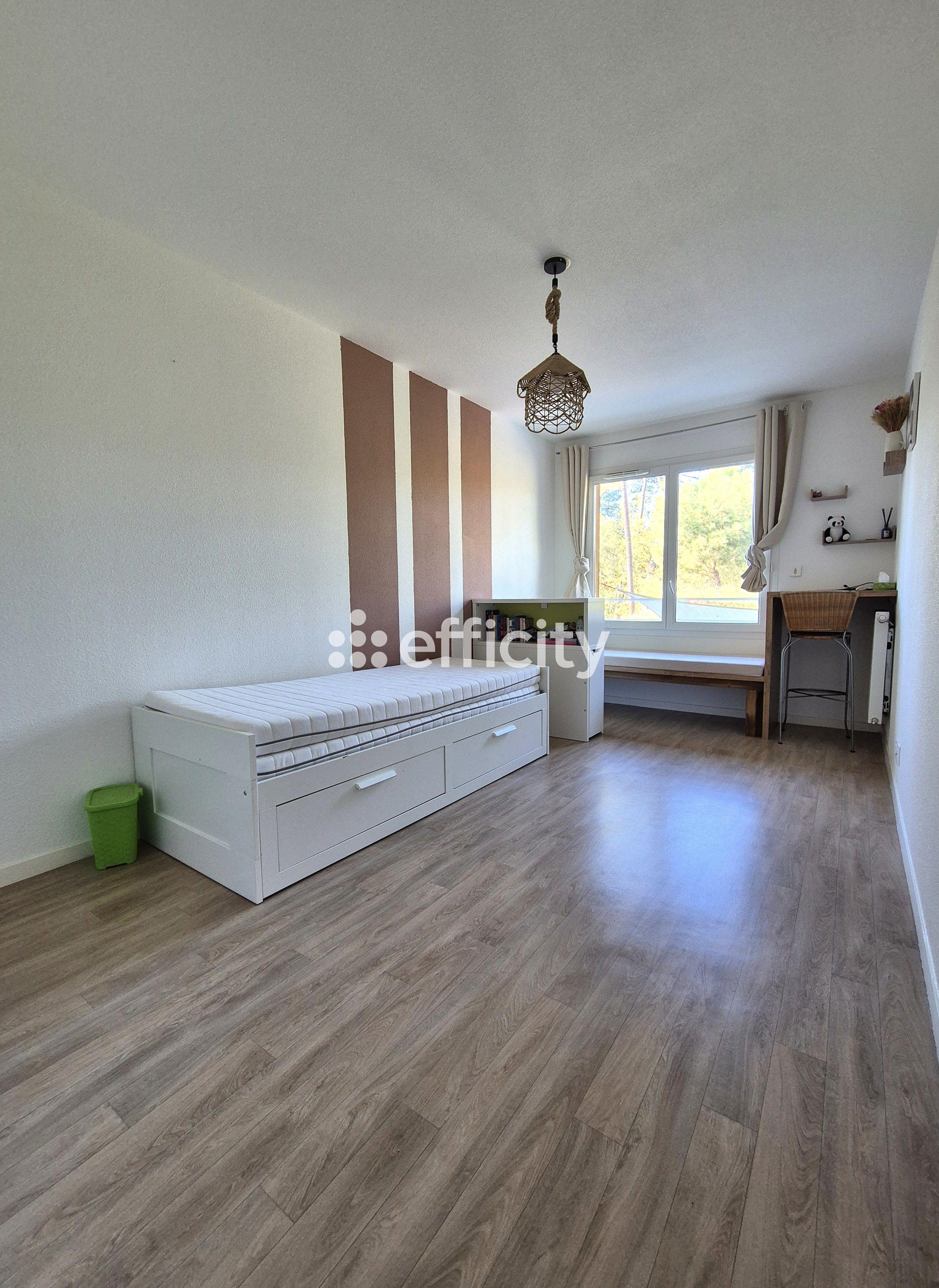 Achat immobilier Maison 4 pièces  92m2 à Saint-Jean-d'Illac (33127) - Photo n°8