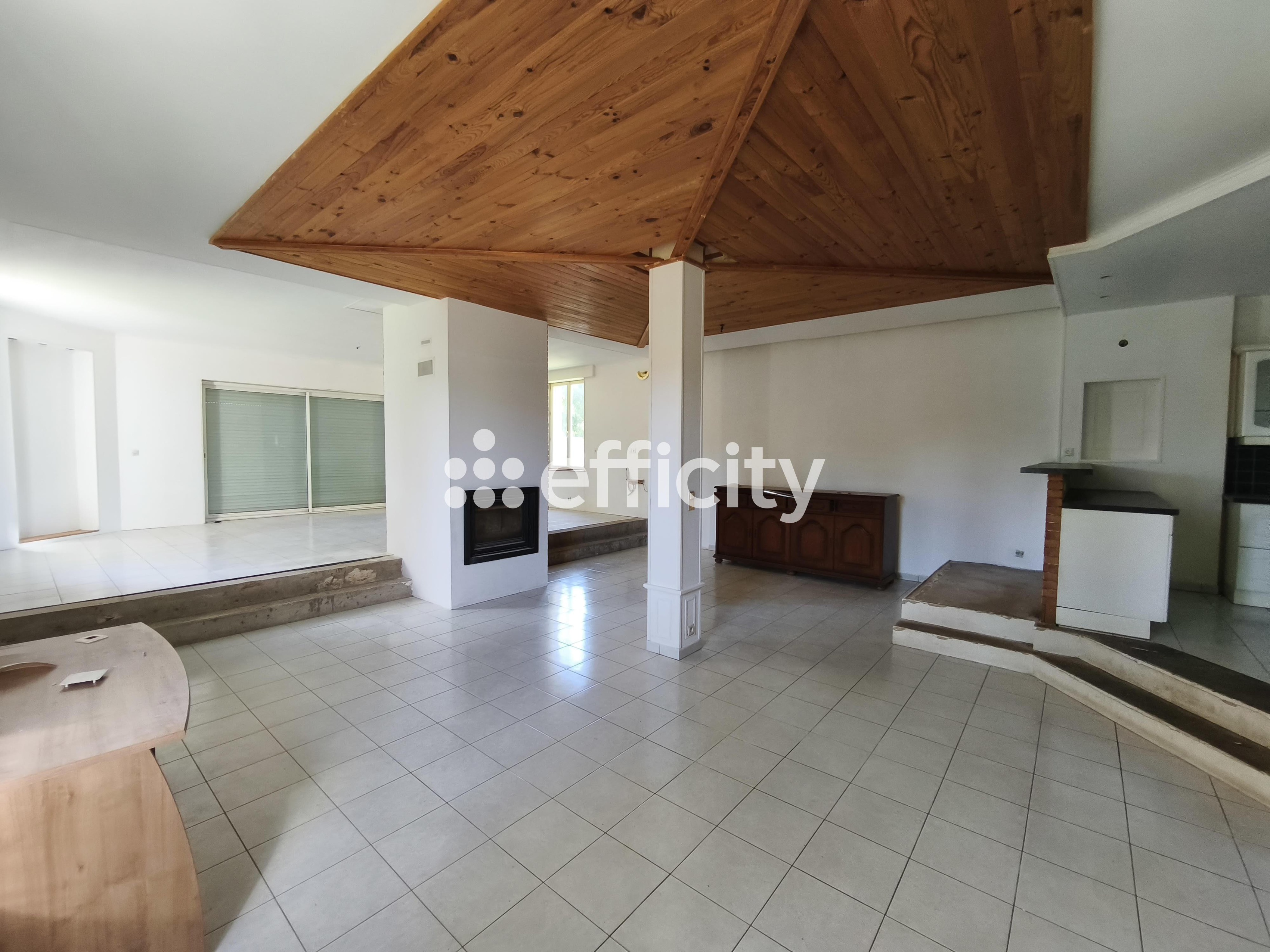 Achat immobilier Maison 5 pièces  184m2 à Le Hinglé (22100) - Photo n°9