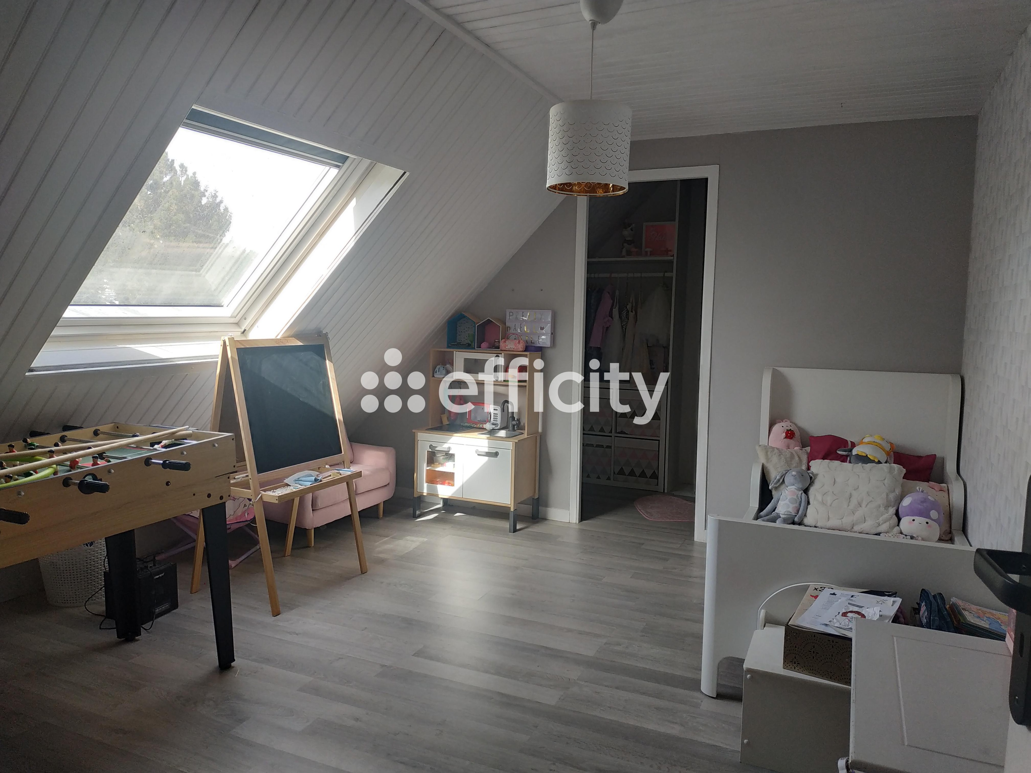 Achat immobilier Maison 7 pièces  157m2 à Élancourt (78990) - Photo n°15