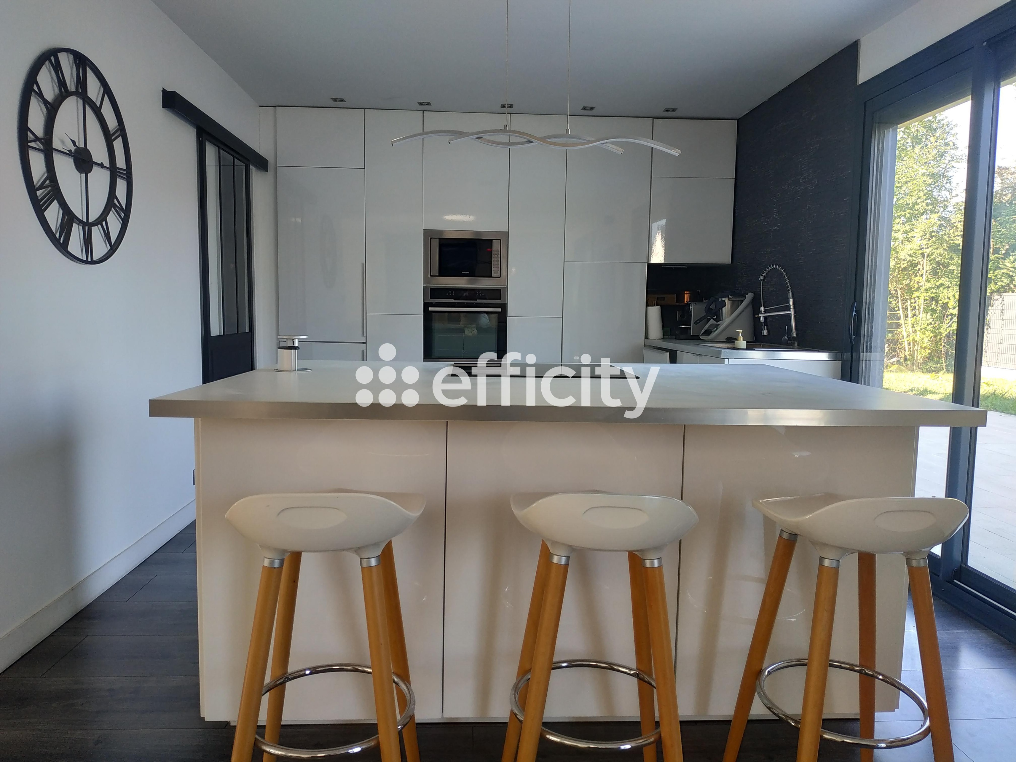 Achat immobilier Maison 7 pièces  157m2 à Élancourt (78990) - Photo n°4