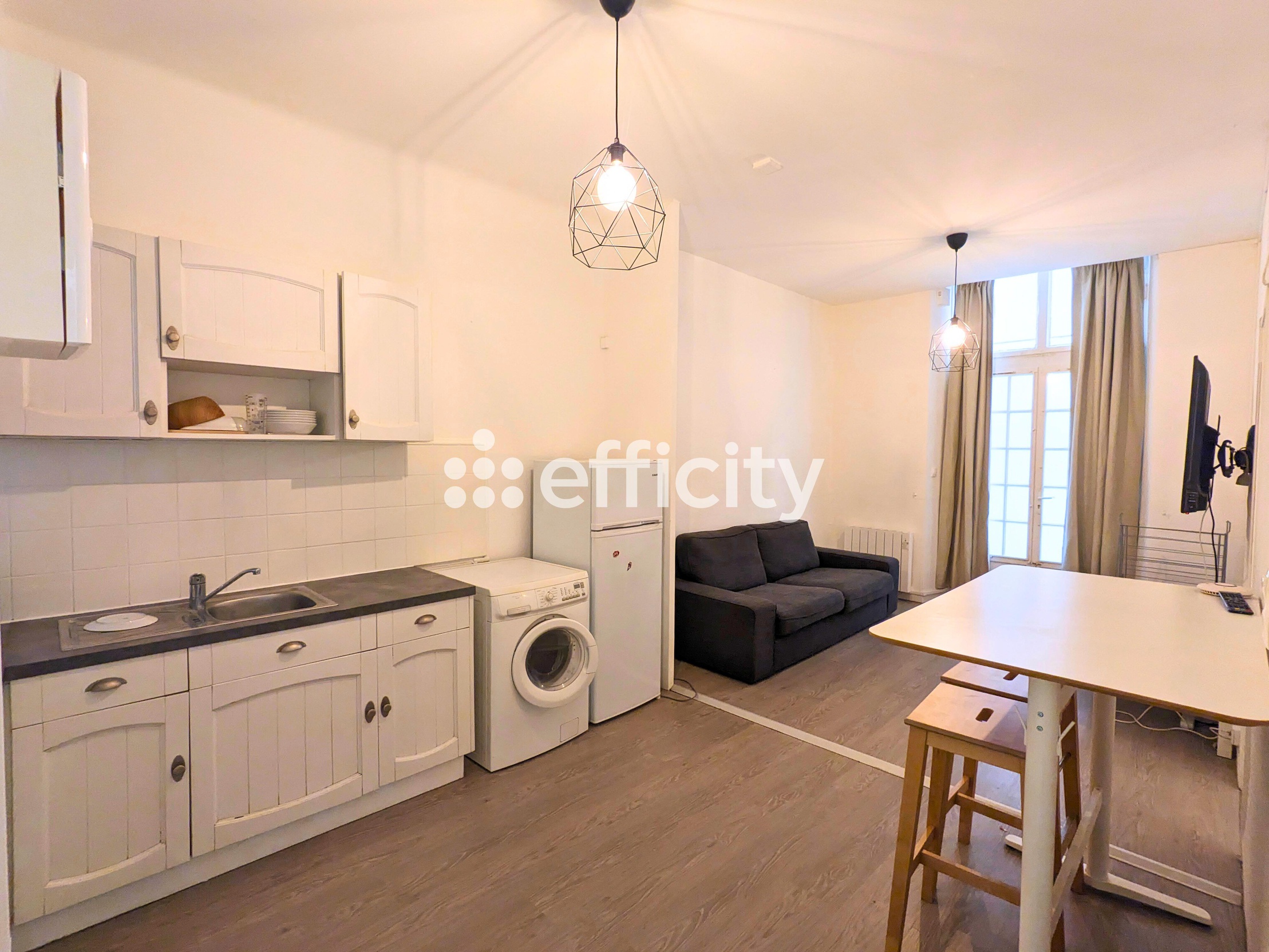 appartement 2 pièces - 32m2 à Nantes (44000)