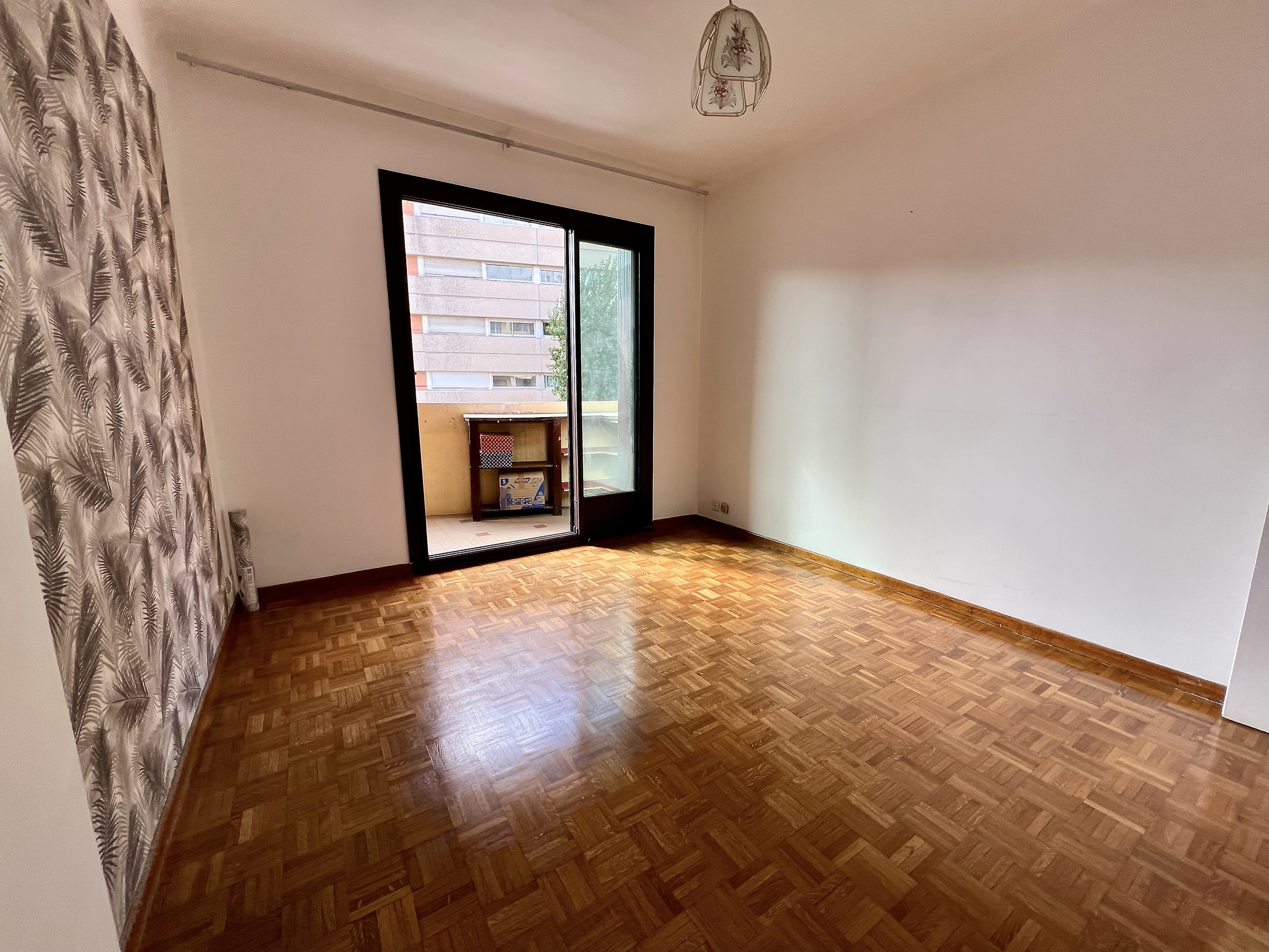 Achat immobilier Appartement 4 pièces  78m2 à Marseille (13008) - Photo n°7