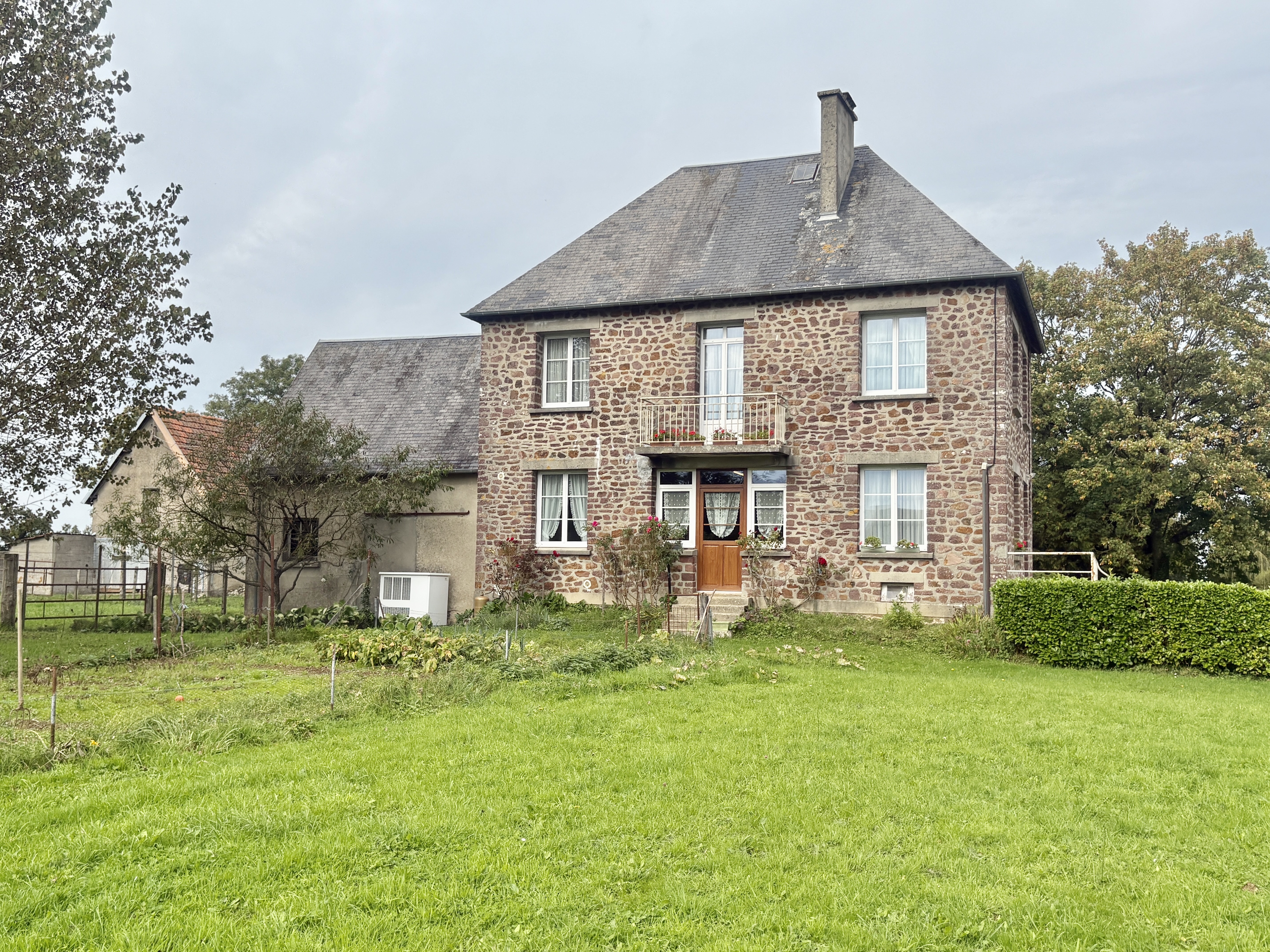 Achat immobilier Maison 6 pièces  124m2 à Le Mesnil-Rouxelin (50000) - Photo n°4