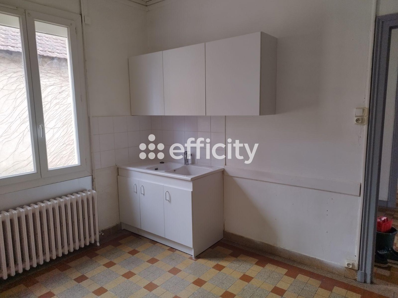Achat immobilier Immeuble 9 pièces  226m2 à Gueugnon (71130) - Photo n°19