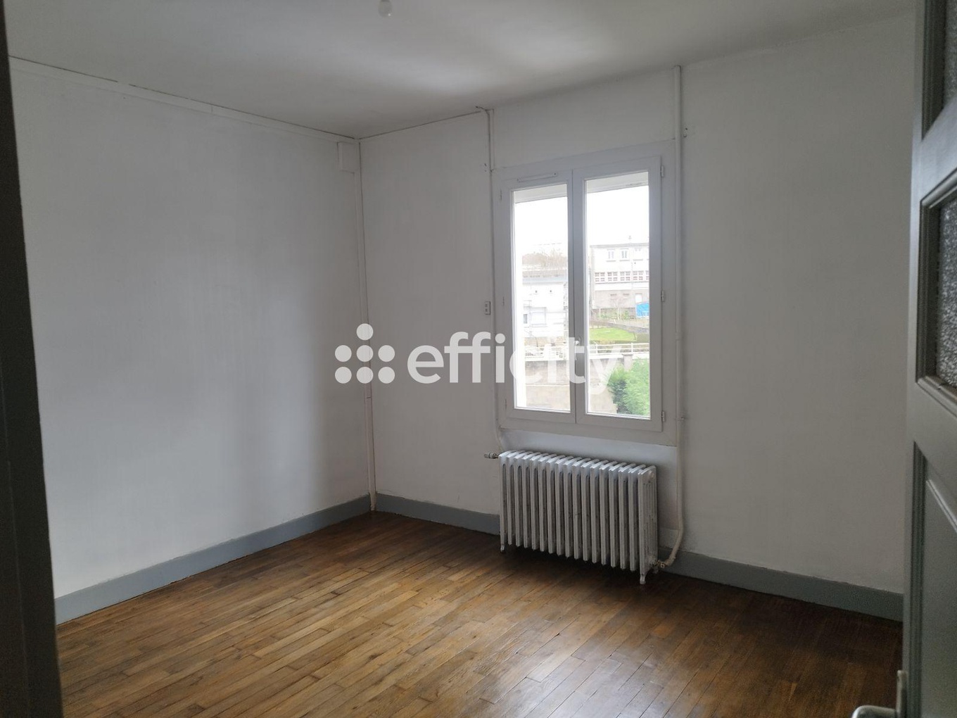 Achat immobilier Immeuble 9 pièces  226m2 à Gueugnon (71130) - Photo n°21