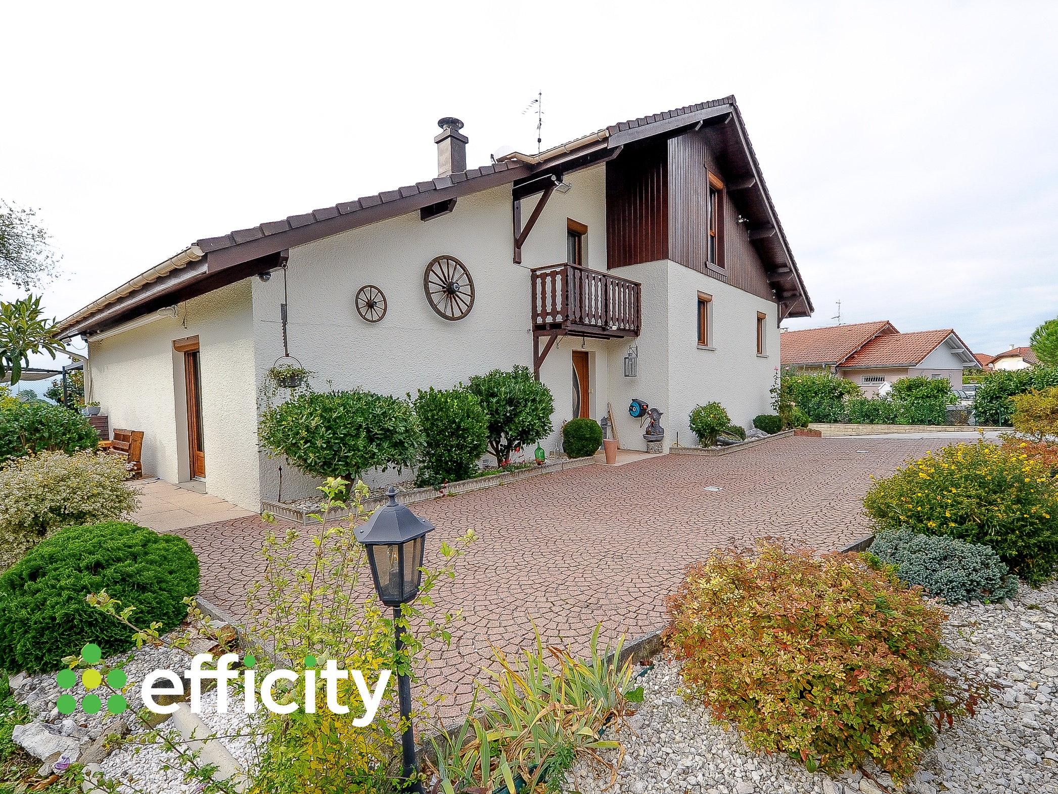 Achat immobilier Maison 5 pièces  200m2 à Machilly (74140) - Photo n°1