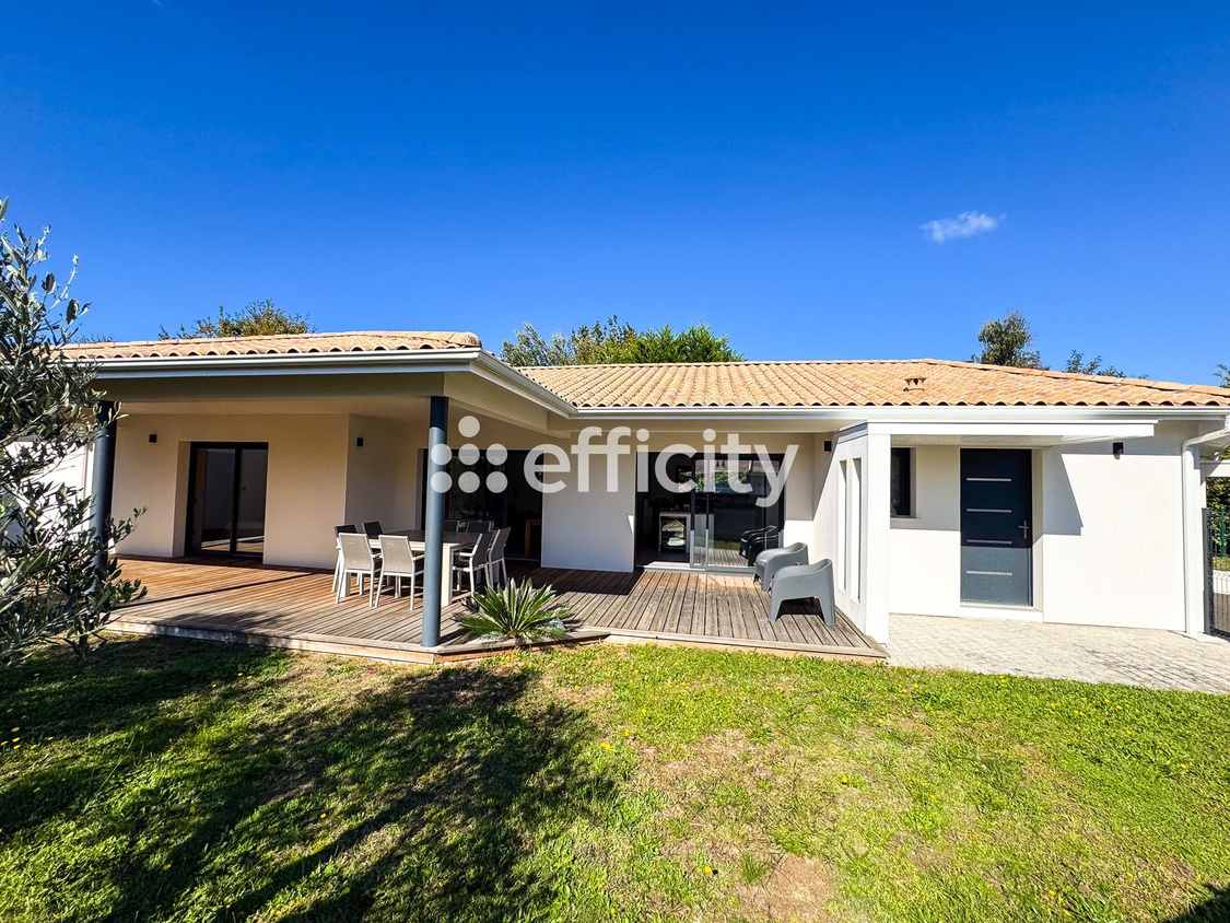 maison 4 pièces - 130m2 à Lacanau (33680)