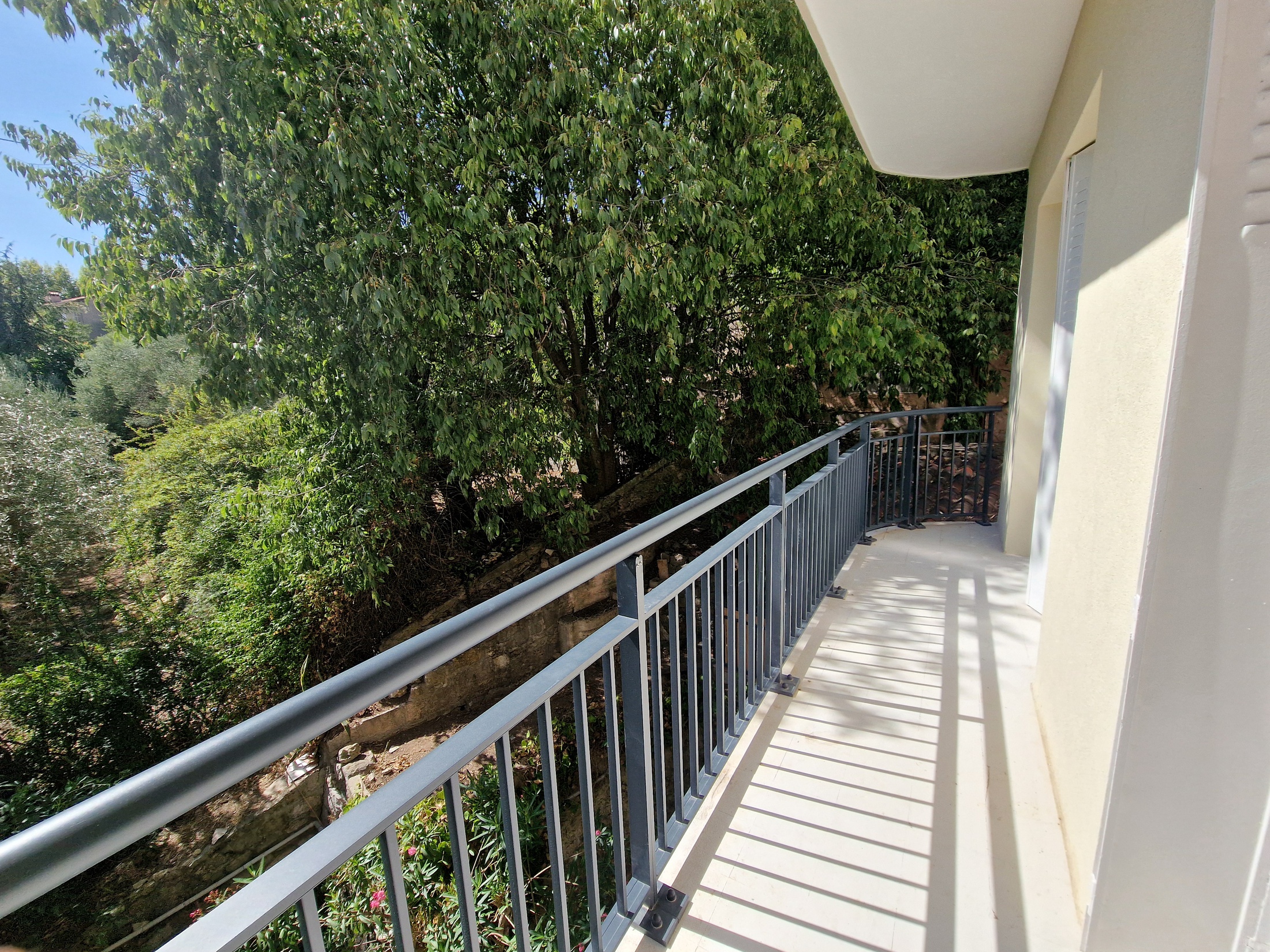 appartement 4 pièces - 71m2 à Grasse (06130)