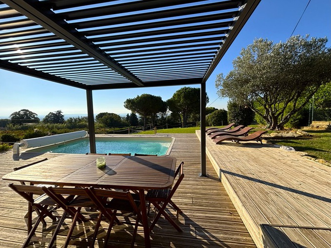 Achat immobilier Maison 9 pièces  225m2 à Saint-Marcel-d'Ardèche (07700) - Photo n°4