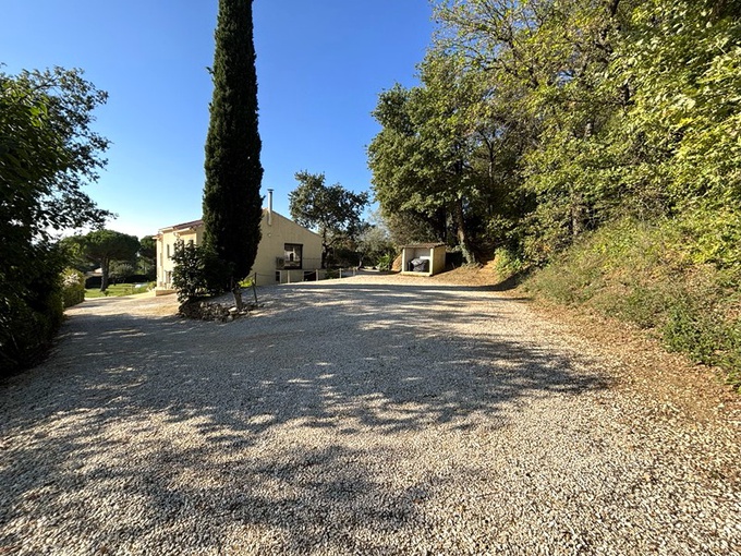 Achat immobilier Maison 9 pièces  225m2 à Saint-Marcel-d'Ardèche (07700) - Photo n°10