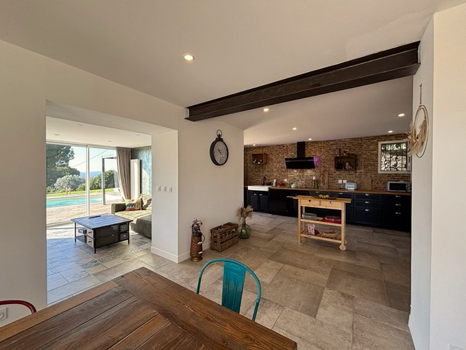 Achat immobilier Maison 9 pièces  225m2 à Saint-Marcel-d'Ardèche (07700) - Photo n°13