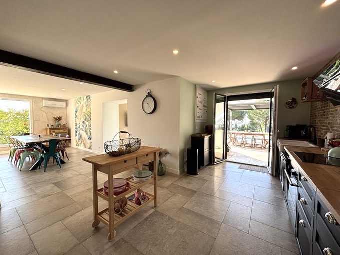 Achat immobilier Maison 9 pièces  225m2 à Saint-Marcel-d'Ardèche (07700) - Photo n°12