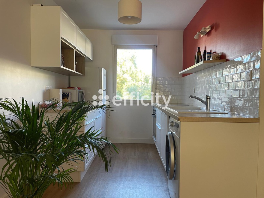 appartement 2 pièces - 53m2 à Nantes (44000)