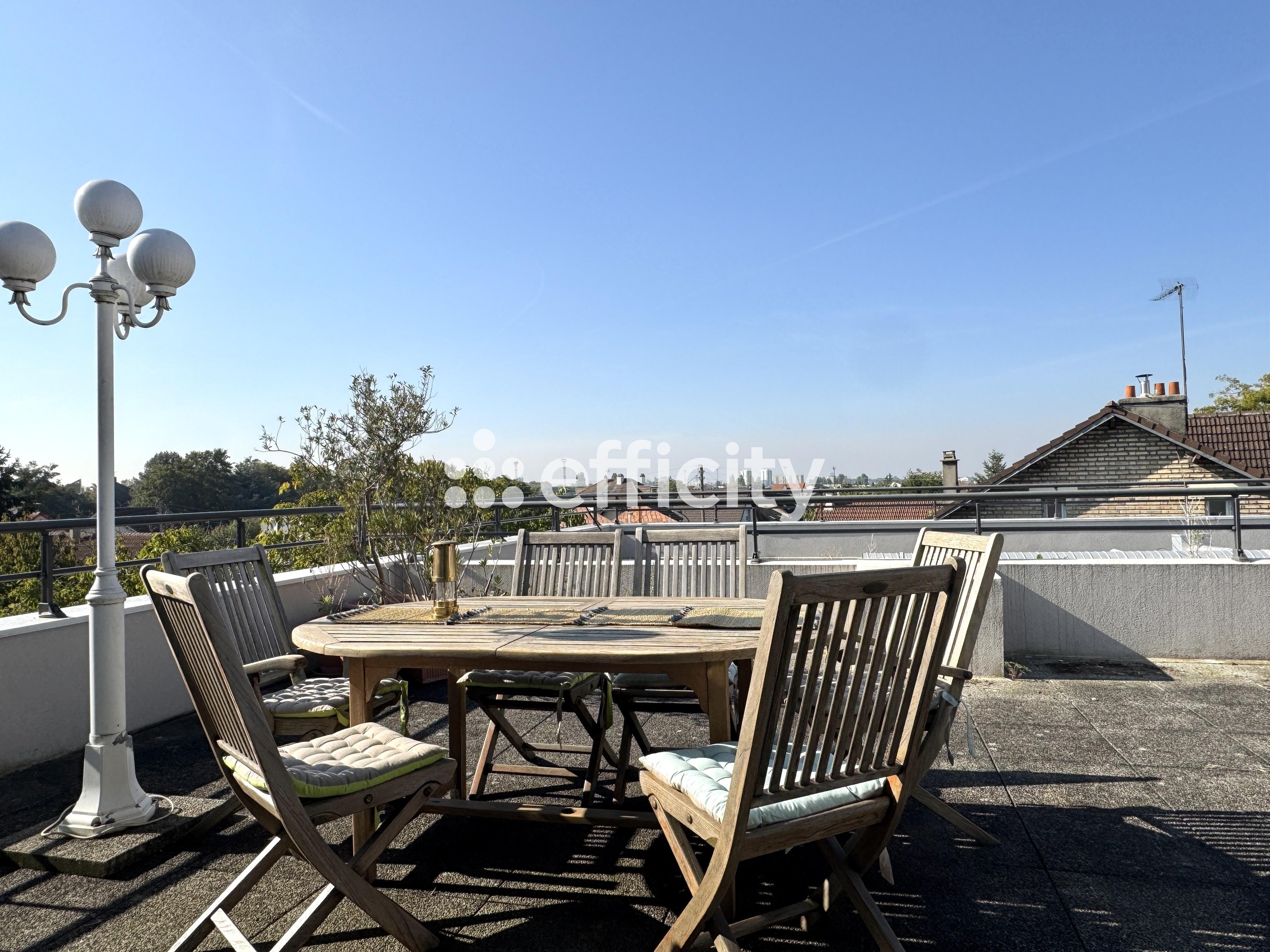 appartement 3 pièces - 74m2 à Le Blanc-Mesnil (93150)