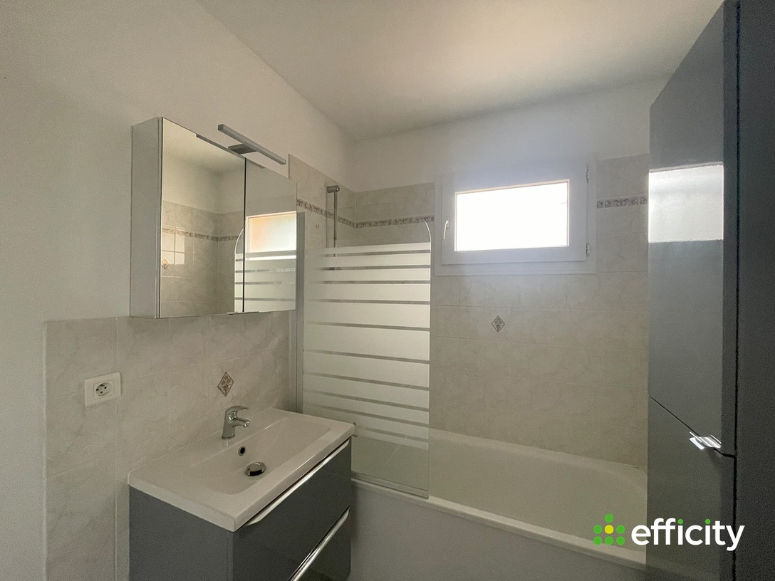 Achat immobilier Appartement 1 pièces  32m2 à Épernon (28230) - Photo n°7