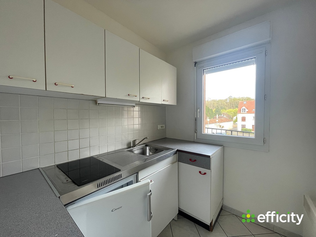 Achat immobilier Appartement 1 pièces  32m2 à Épernon (28230) - Photo n°4