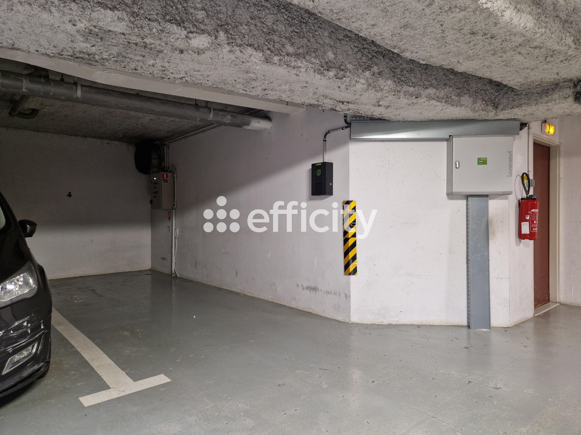 parking  - 11m2 à Levallois-Perret (92300)