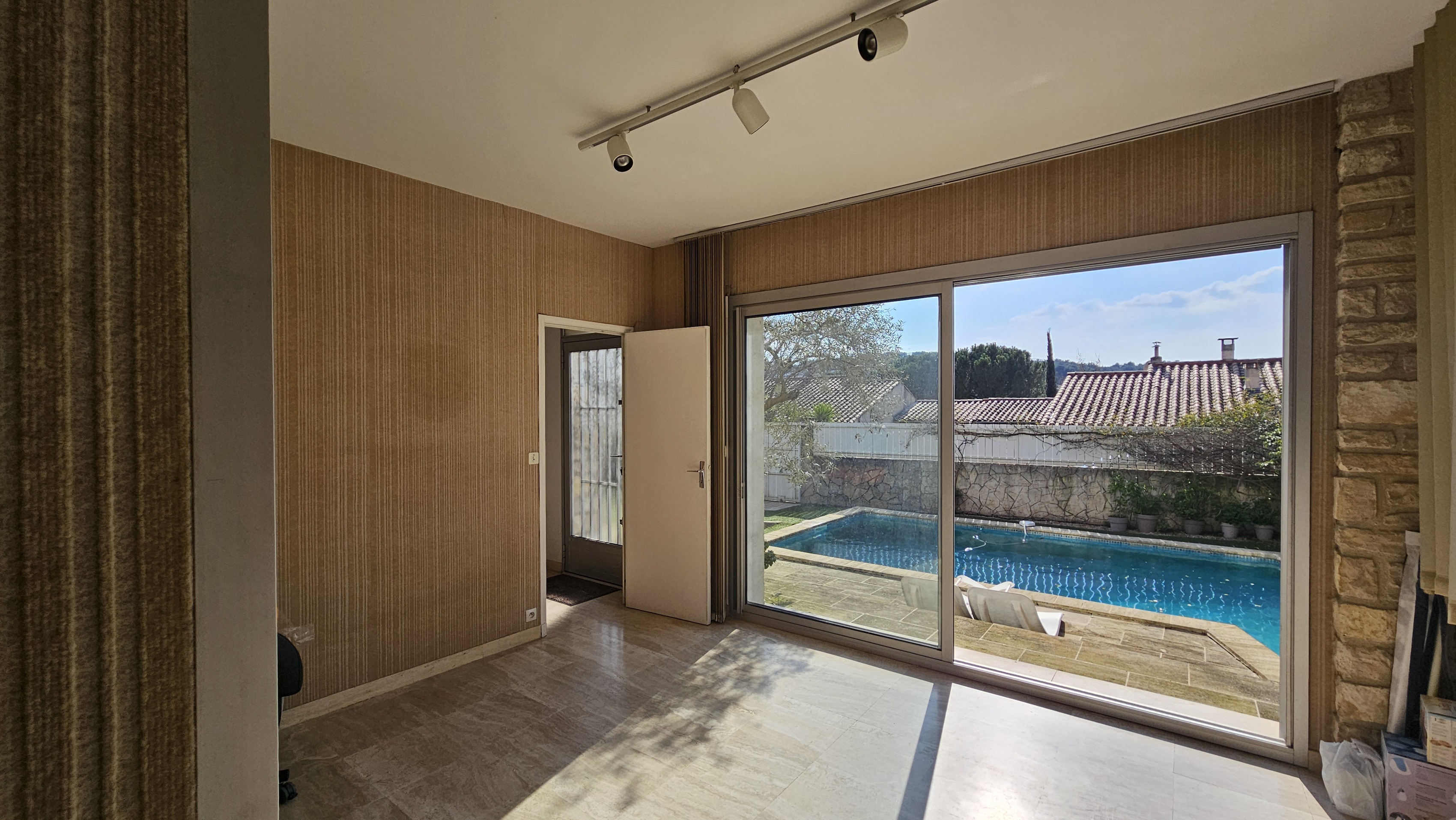 Achat immobilier Maison 6 pièces  137m2 à Nîmes (30900) - Photo n°8