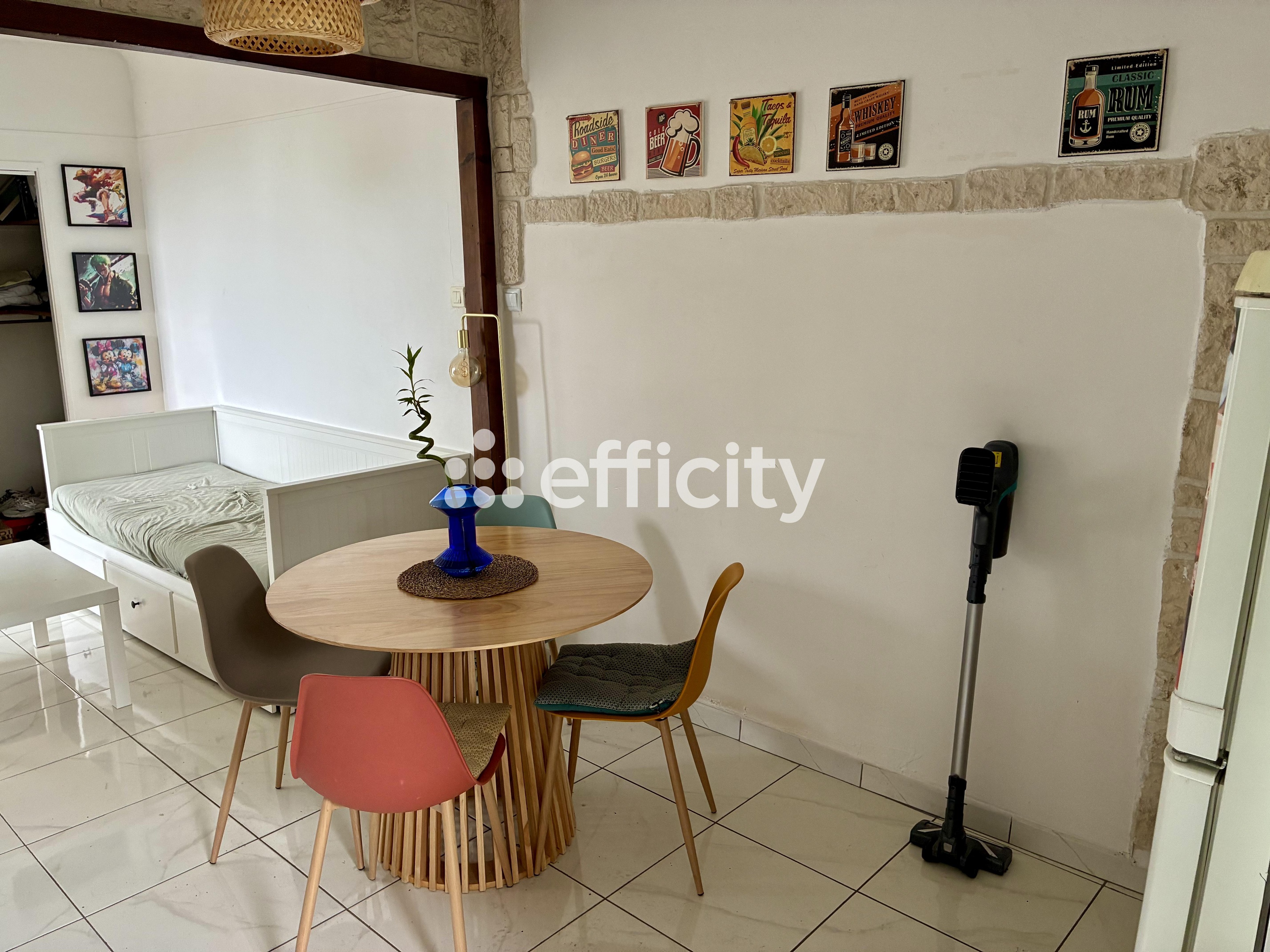 appartement 1 pièces - 27m2 à Marseille (13015)