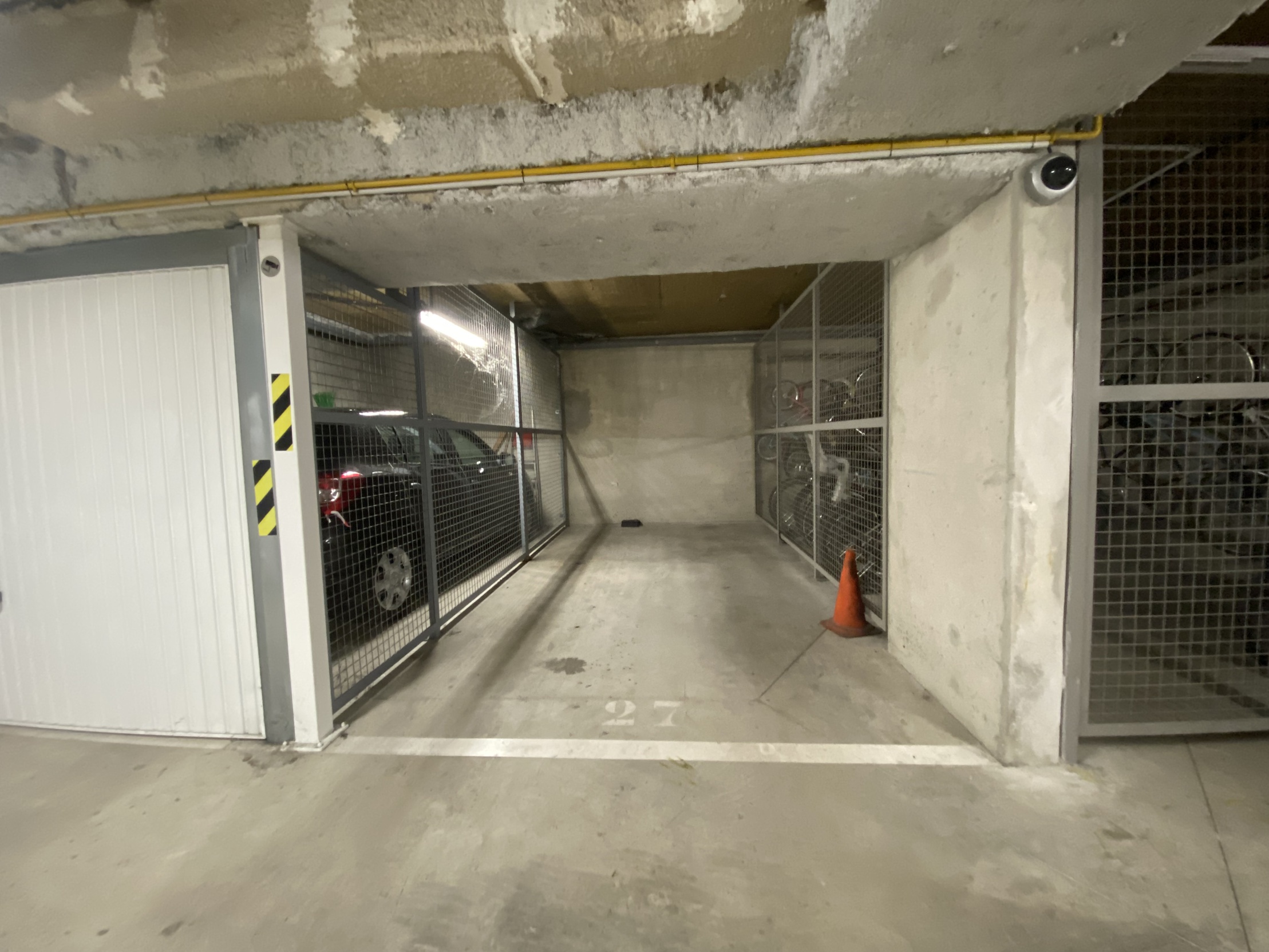 parking  - 12m2 à Montreuil (93100)