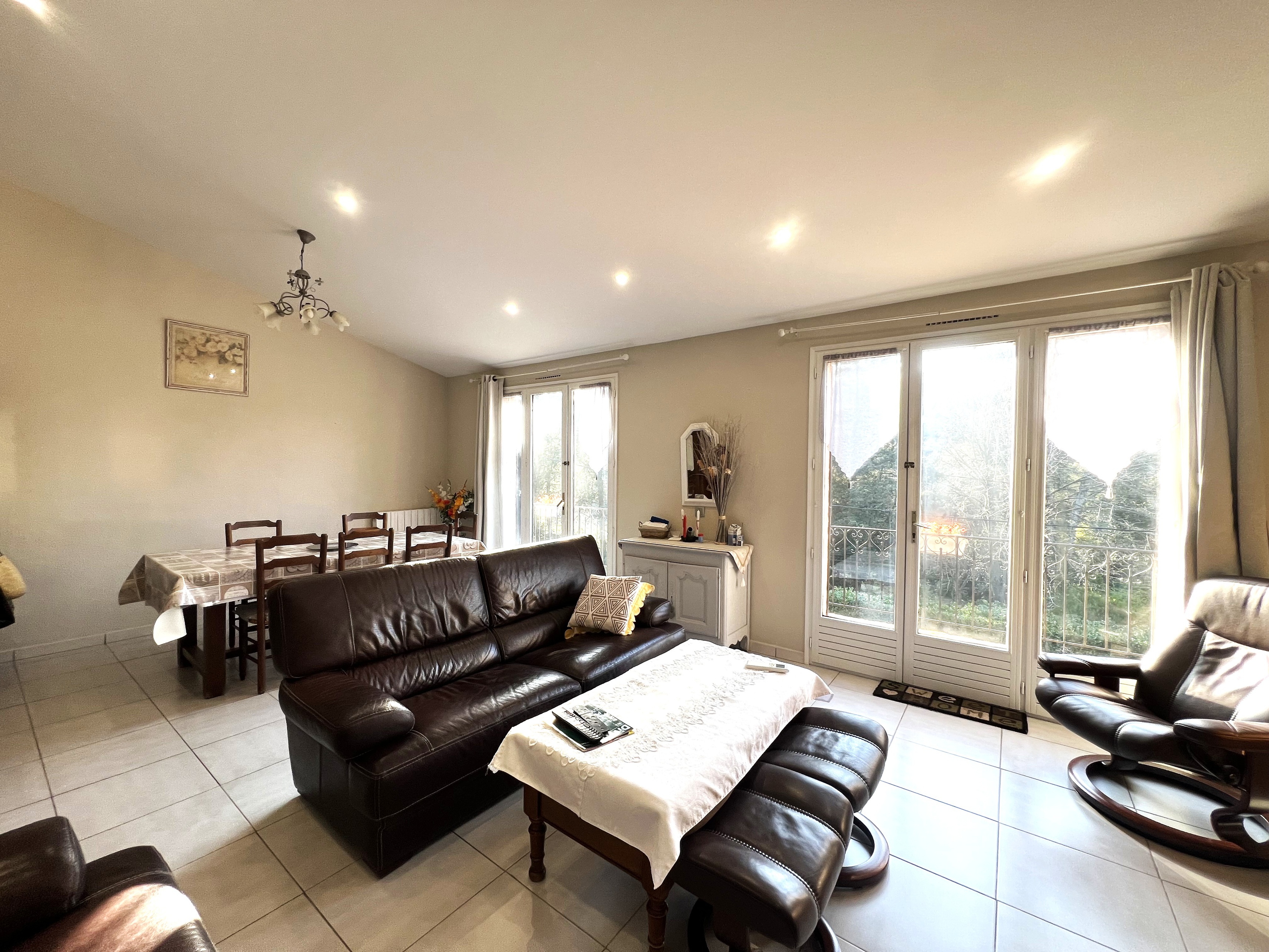 Achat immobilier Maison 6 pièces  150m2 à Vallauris (06220) - Photo n°4